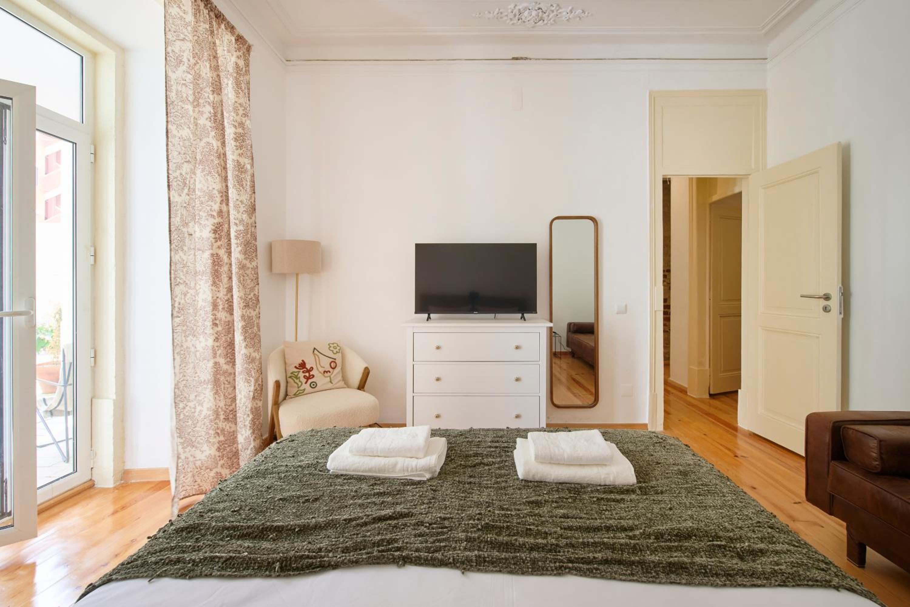 Triple Room with Garden View - Photo 4