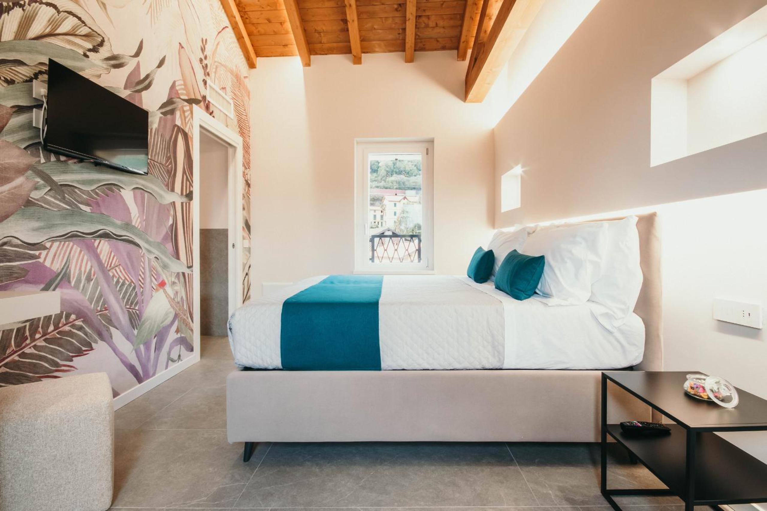 Deluxe Double or Twin Room with Garden View photo 3