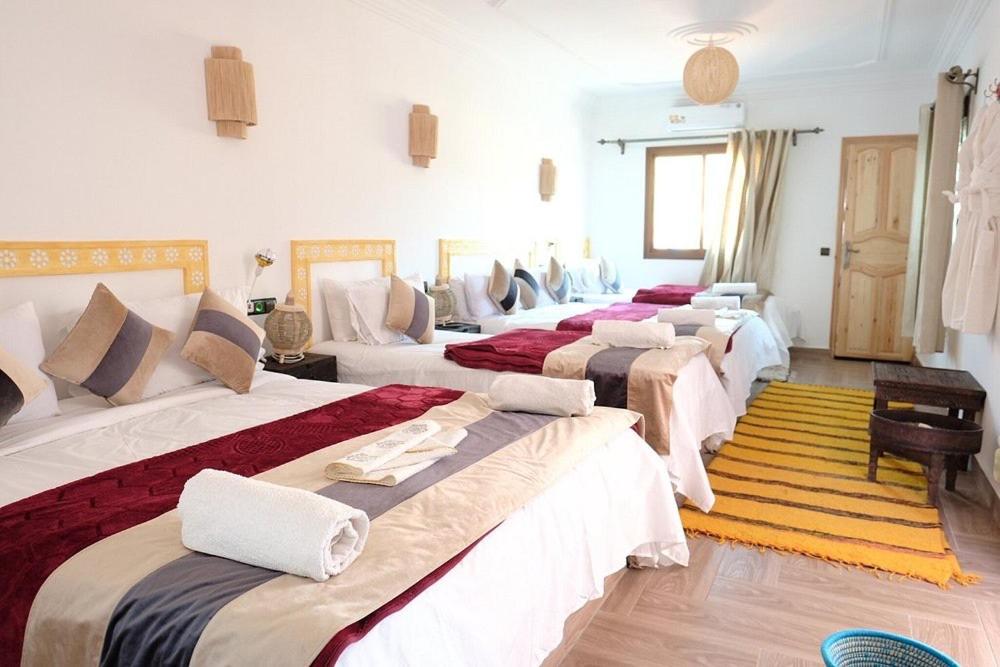 Quadruple Room with Mountain View - Photo 3