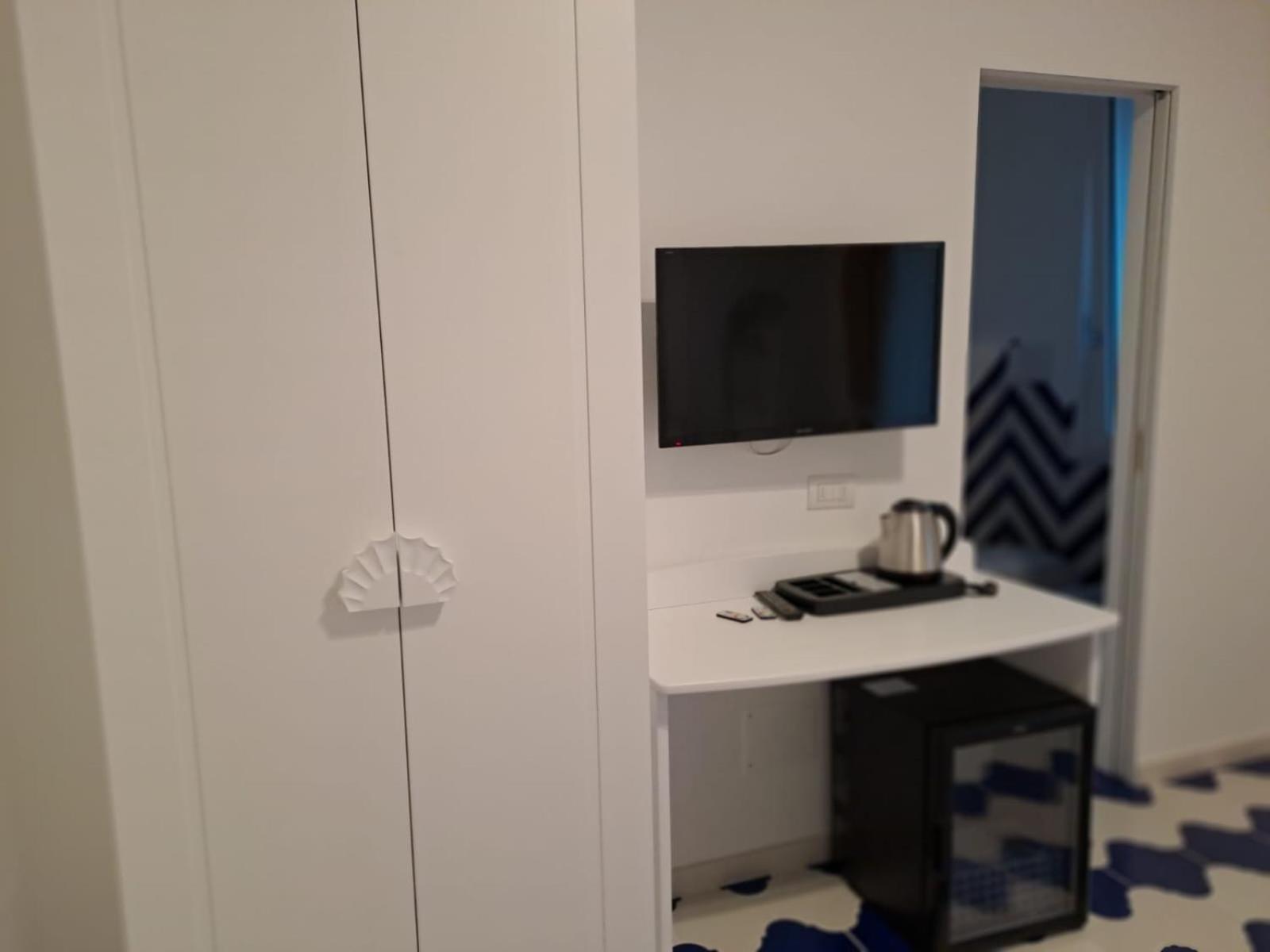 Double or Twin Room photo 3