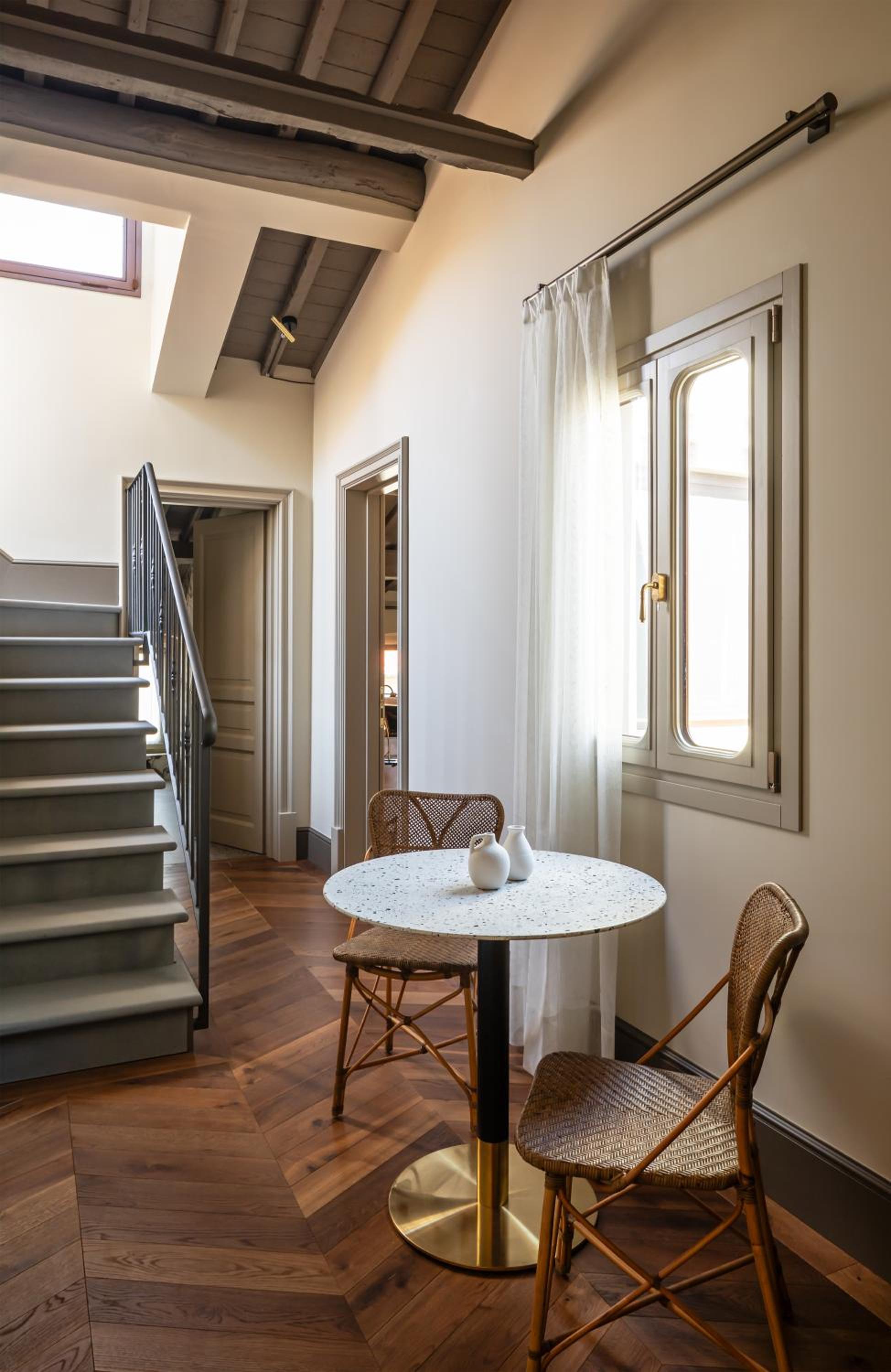 One-Bedroom Apartment with Terrace photo 2