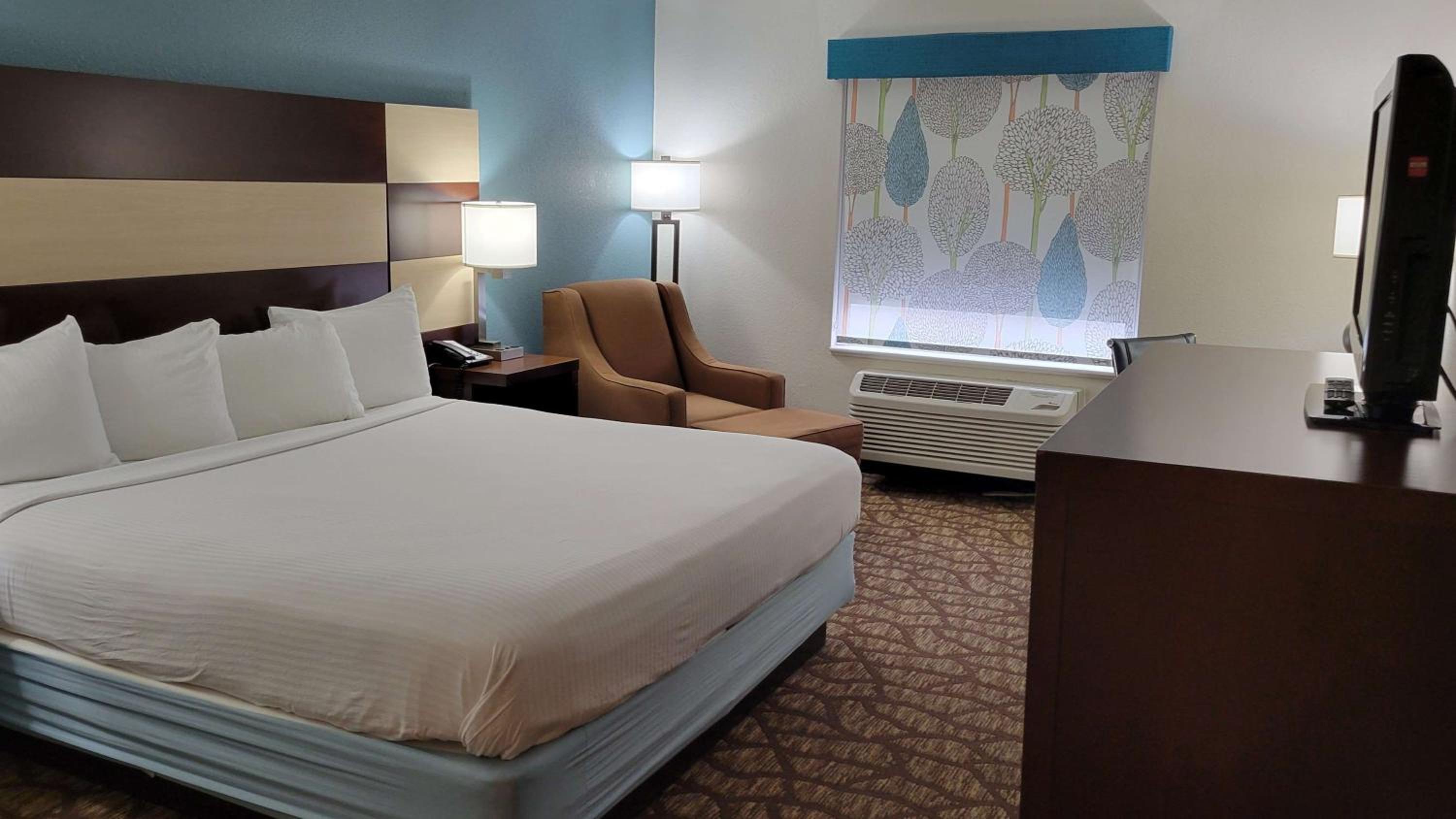 Executive King Room - Non-Smoking - Photo 1