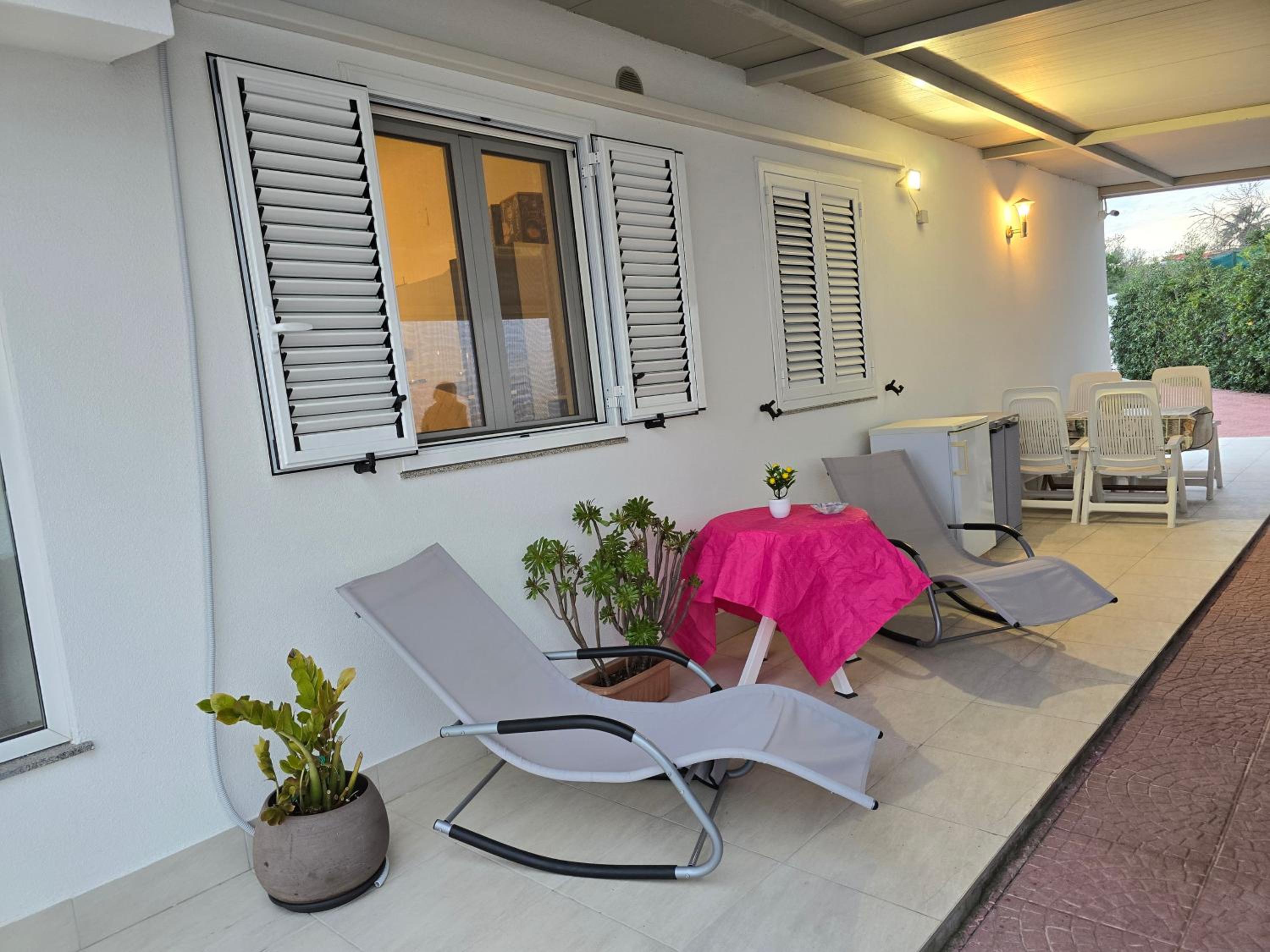 Villa photo 3