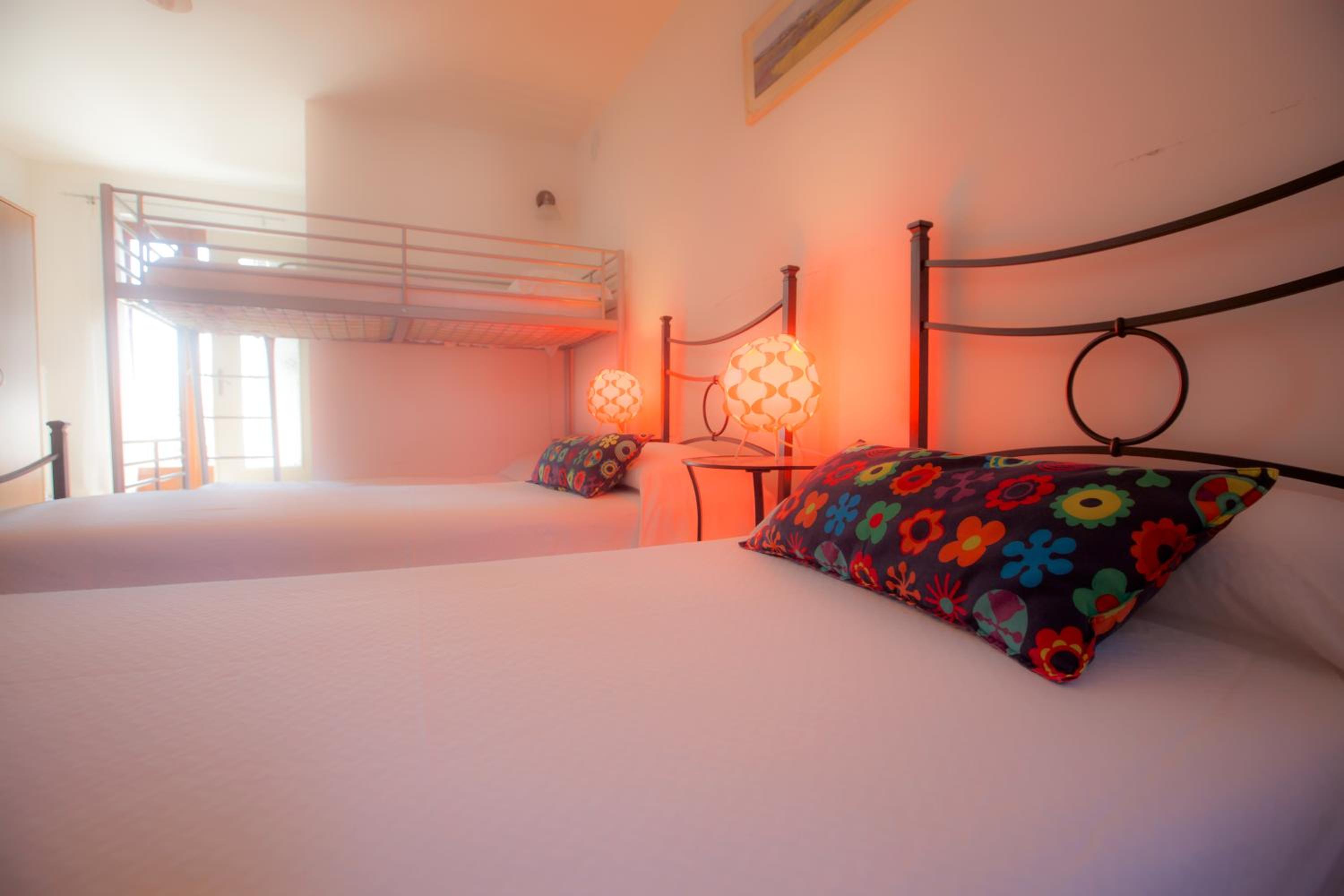 Two-Bedroom Apartment (6 Adults) photo 1