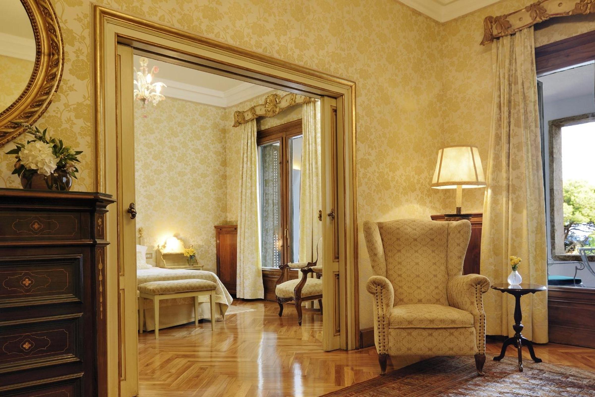 Suite Deluxe con Terraza y Acceso al Spa