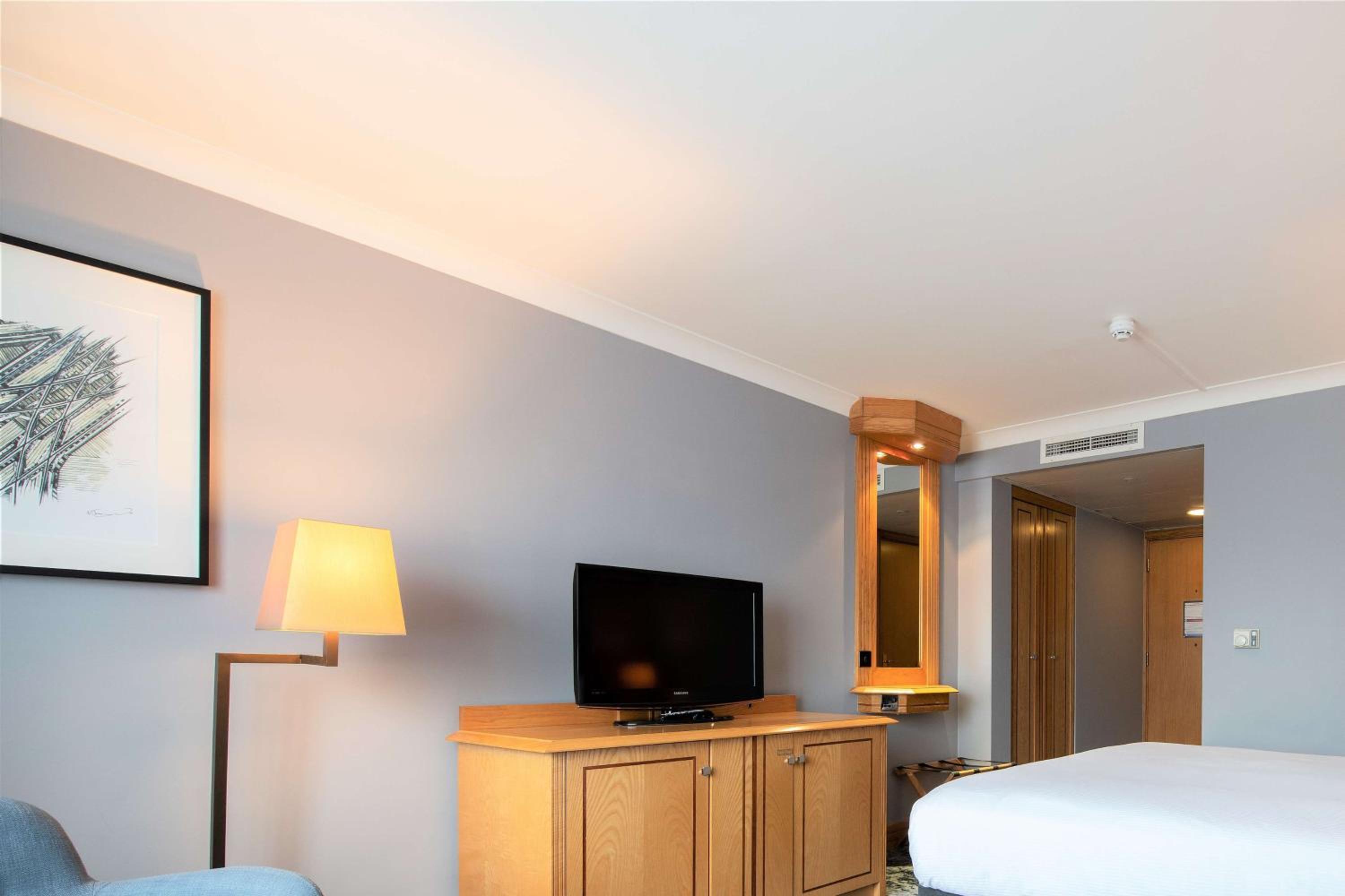 Queen Room - Photo 5