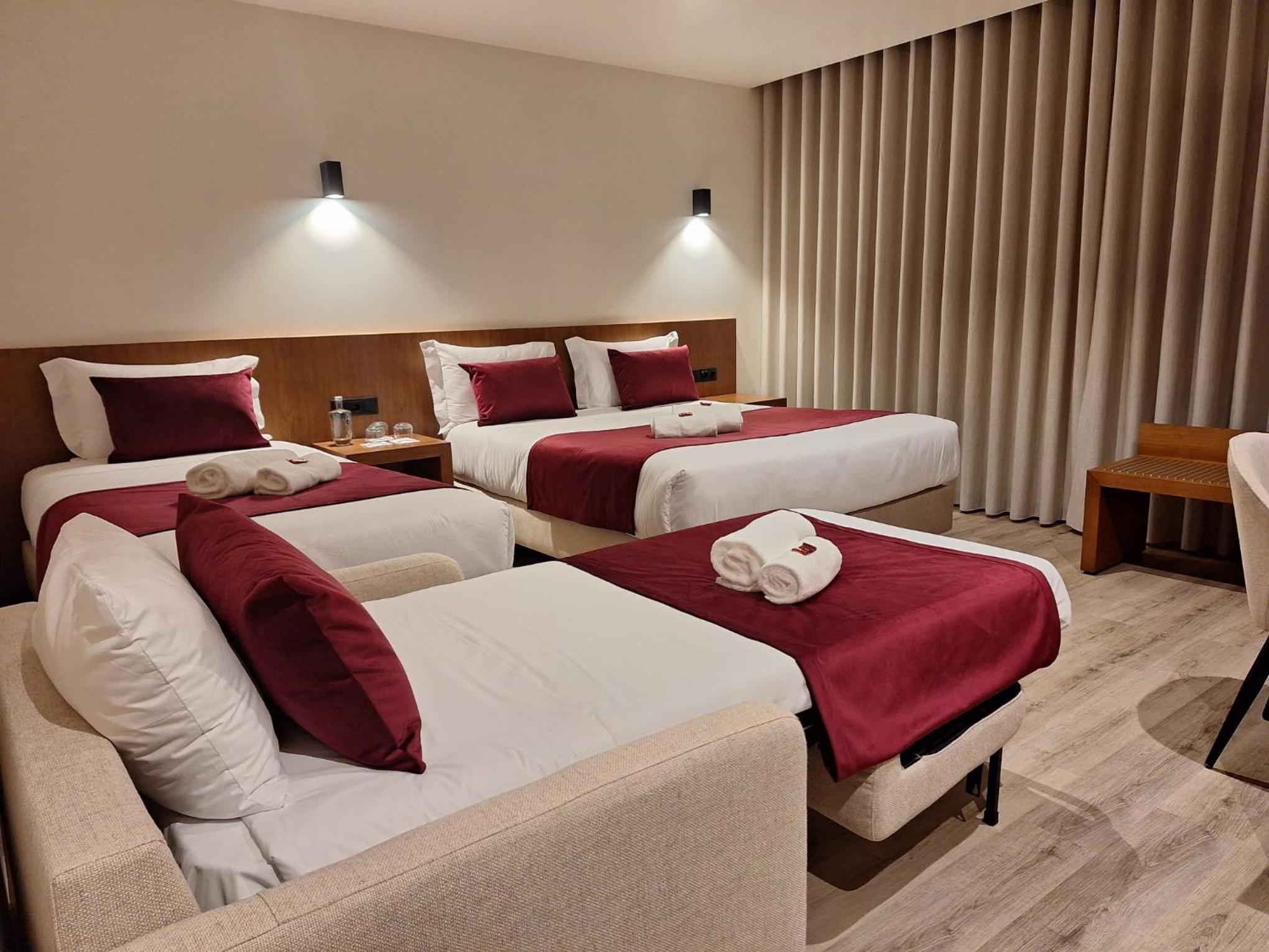 Superior Triple Room photo 1