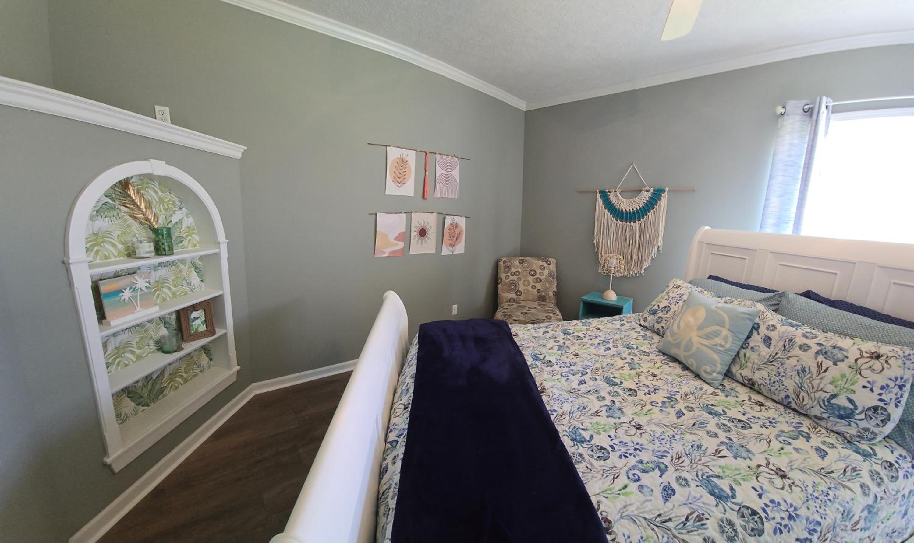 Two-Bedroom House - Photo 23