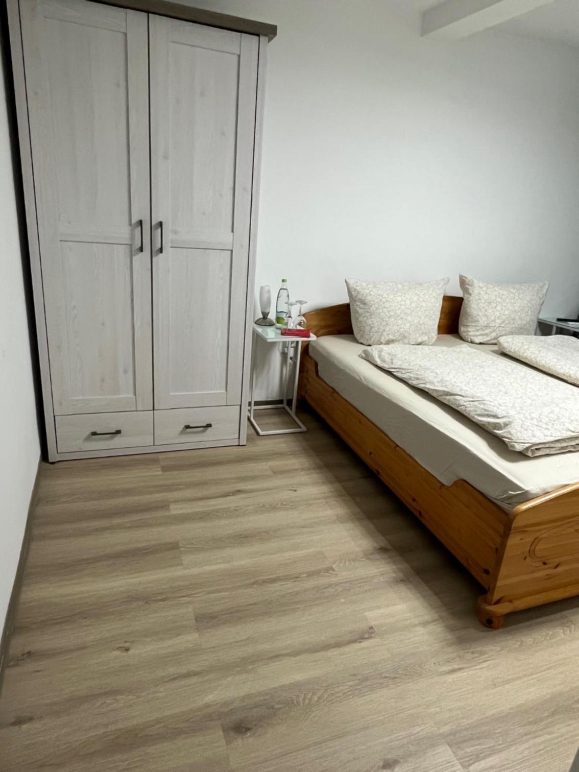 Double Room with Private Bathroom photo 2