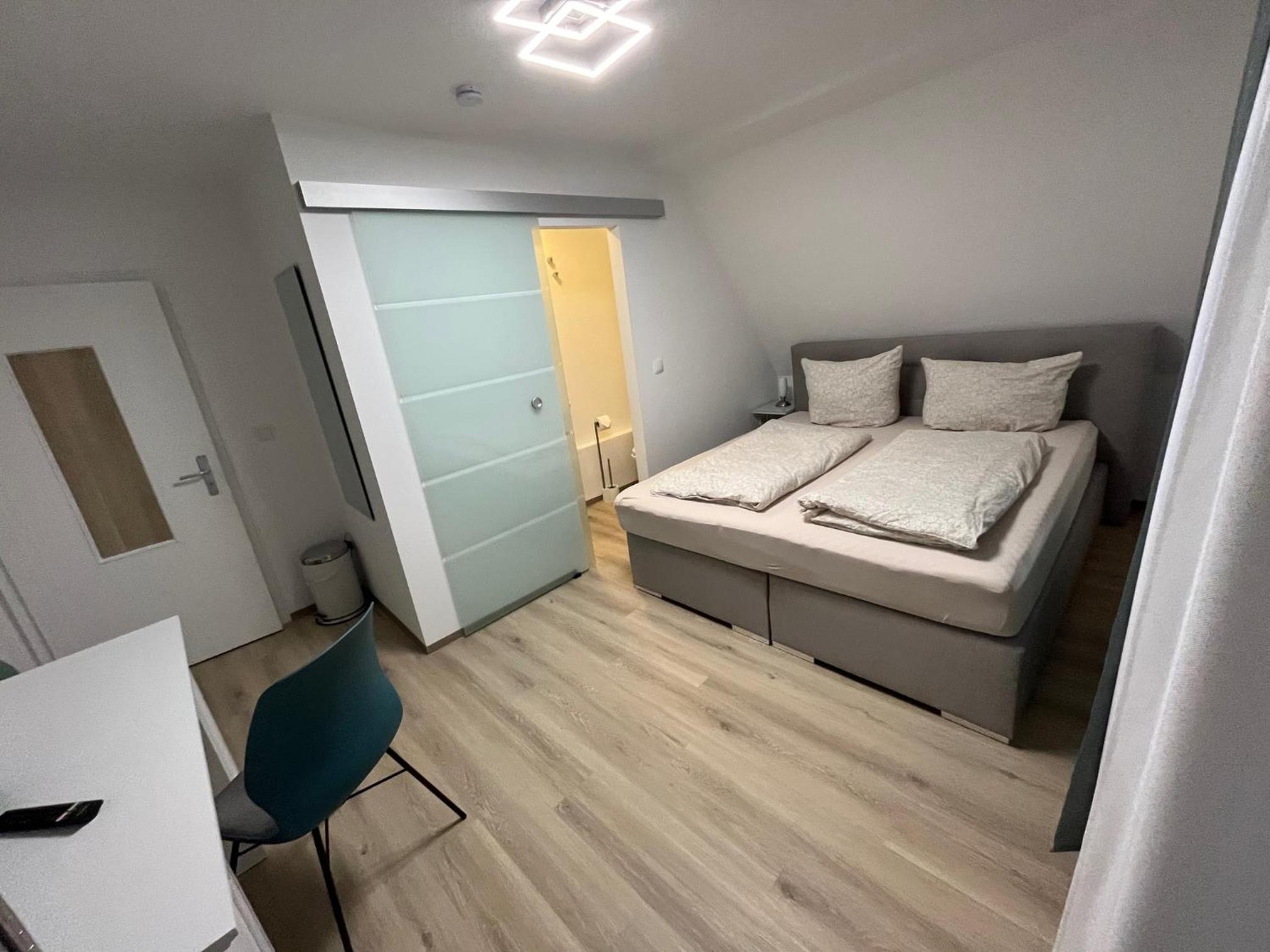 Double Room with Private Bathroom photo 1