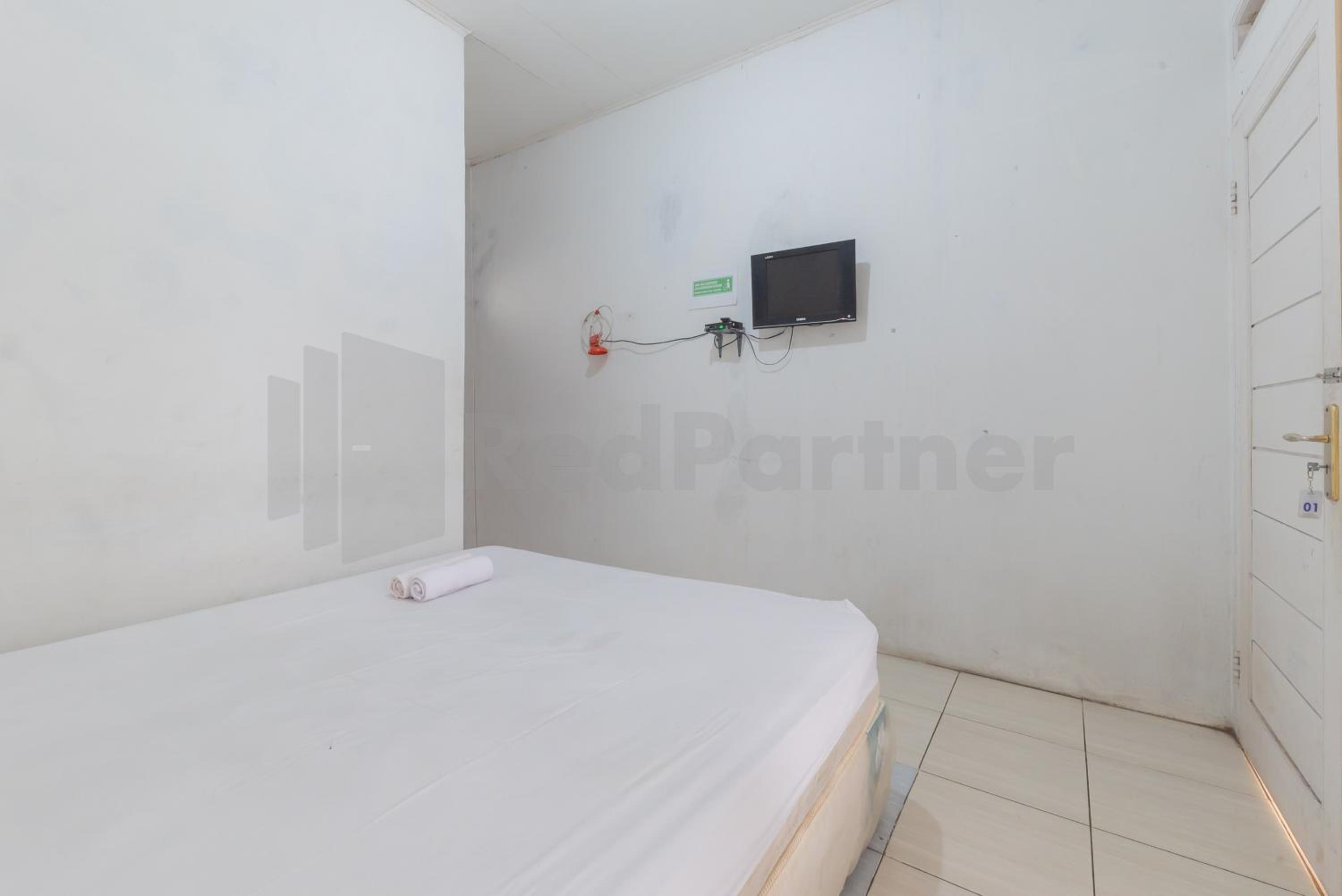 Standard Double Room - Photo 2