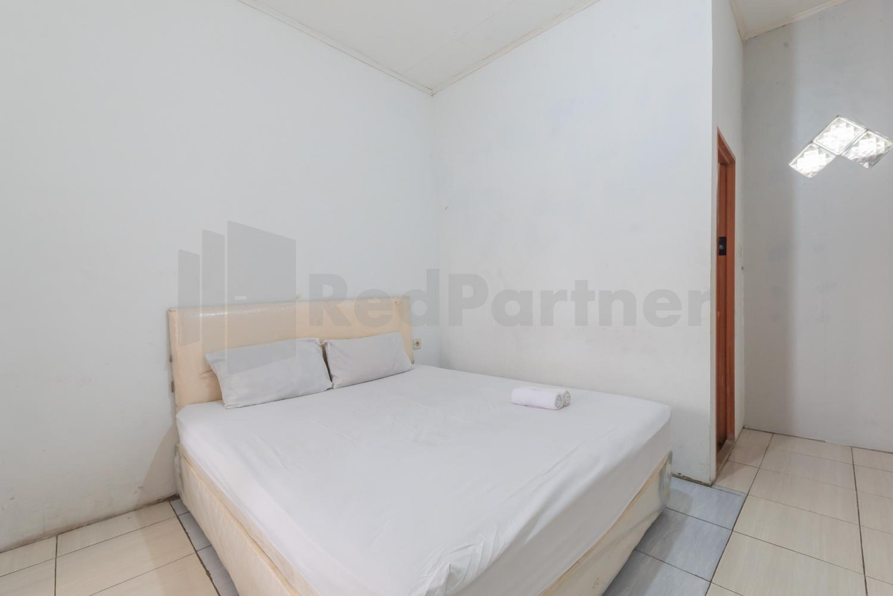 Standard Double Room - Photo 1