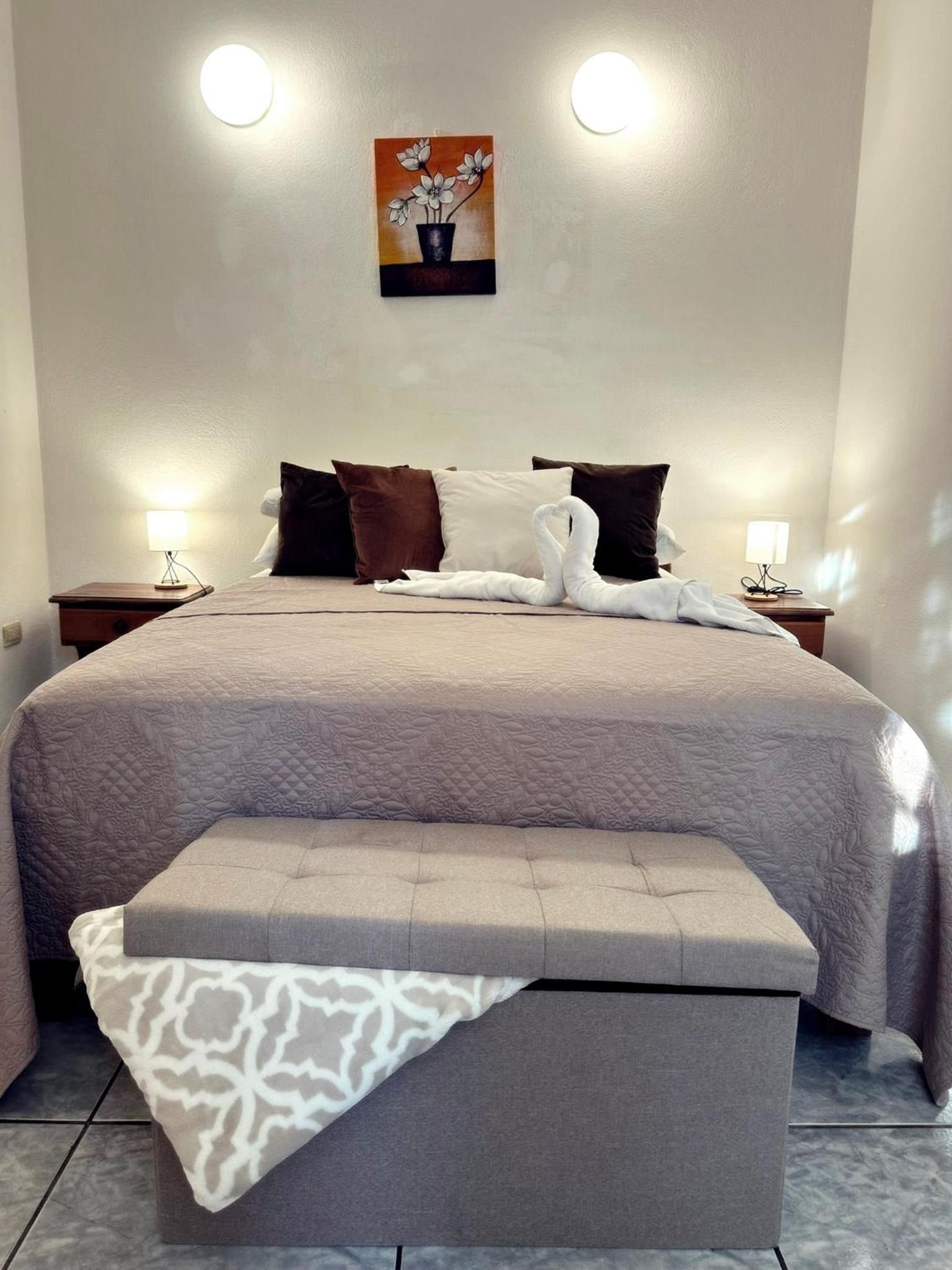 One-Bedroom Suite photo 2