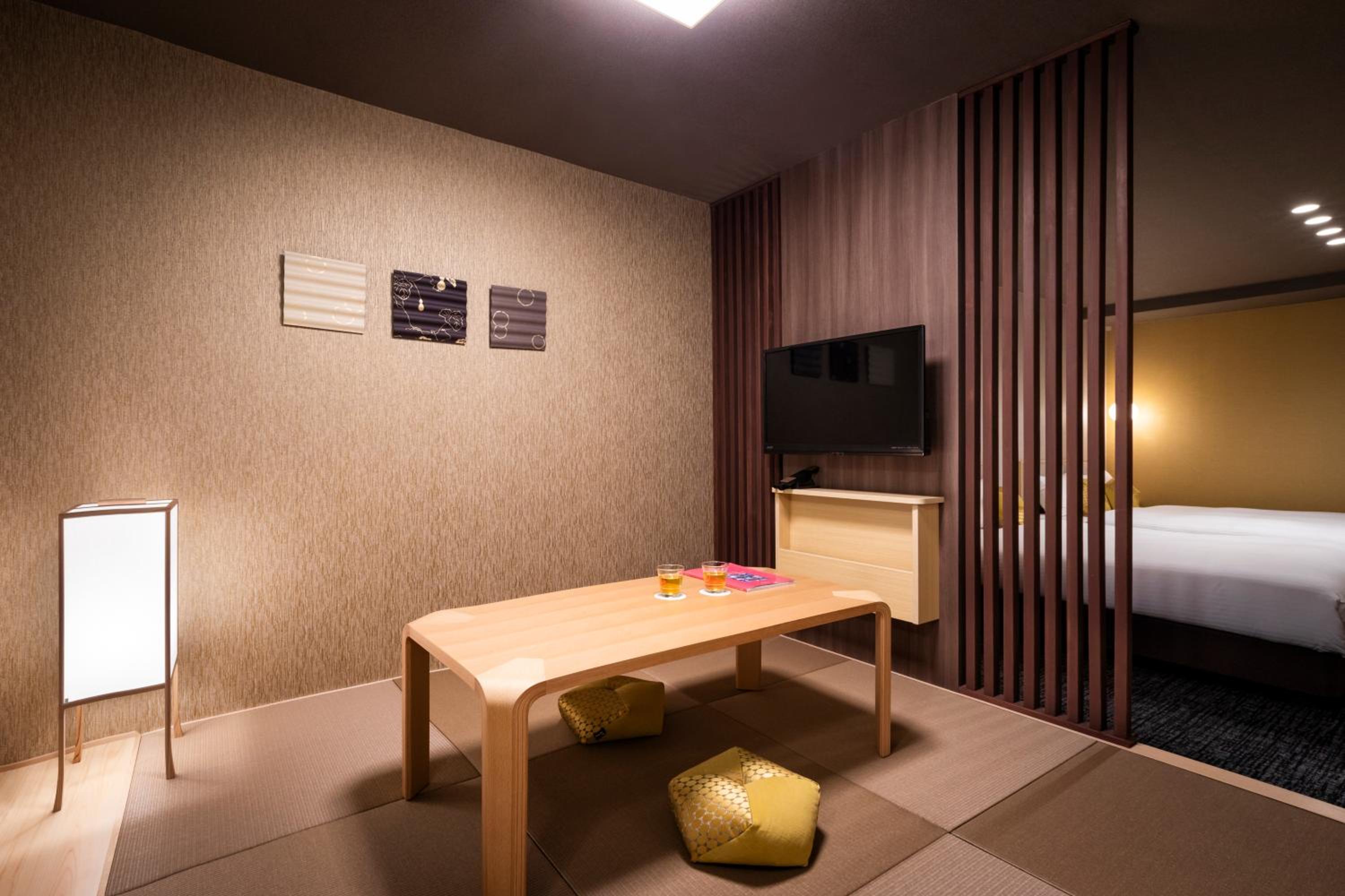 Deluxe Twin Room - Photo 3