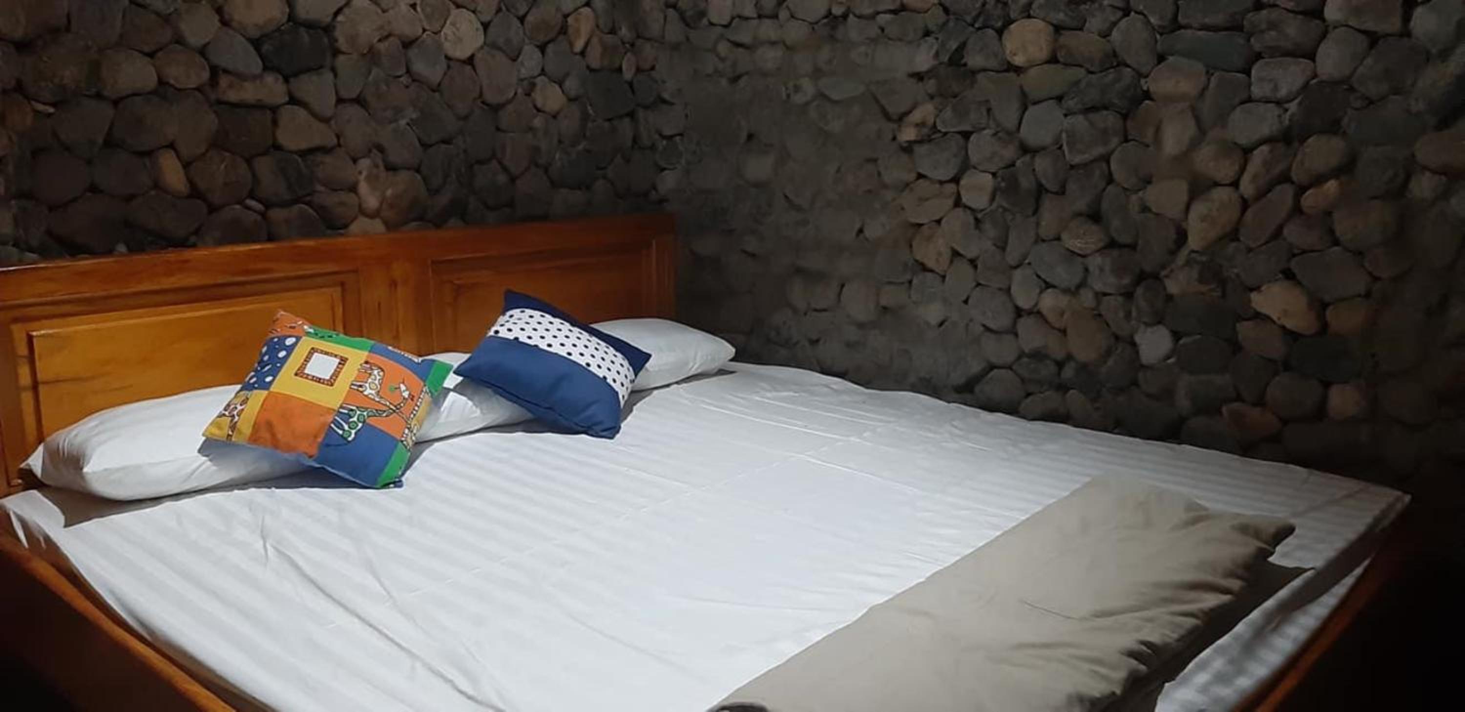 Double Room - Photo 6