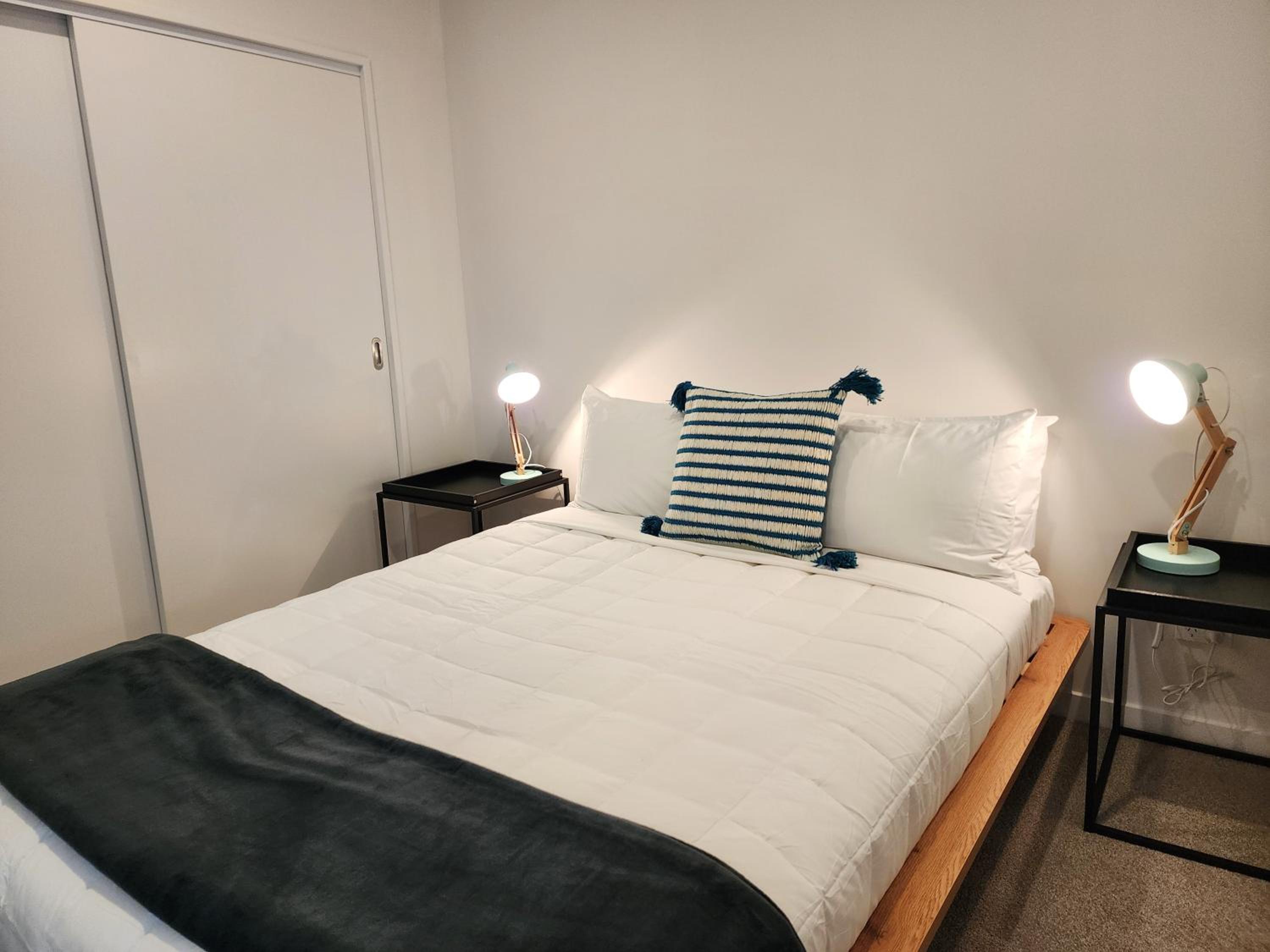 One-Bedroom Apartment - Photo 11
