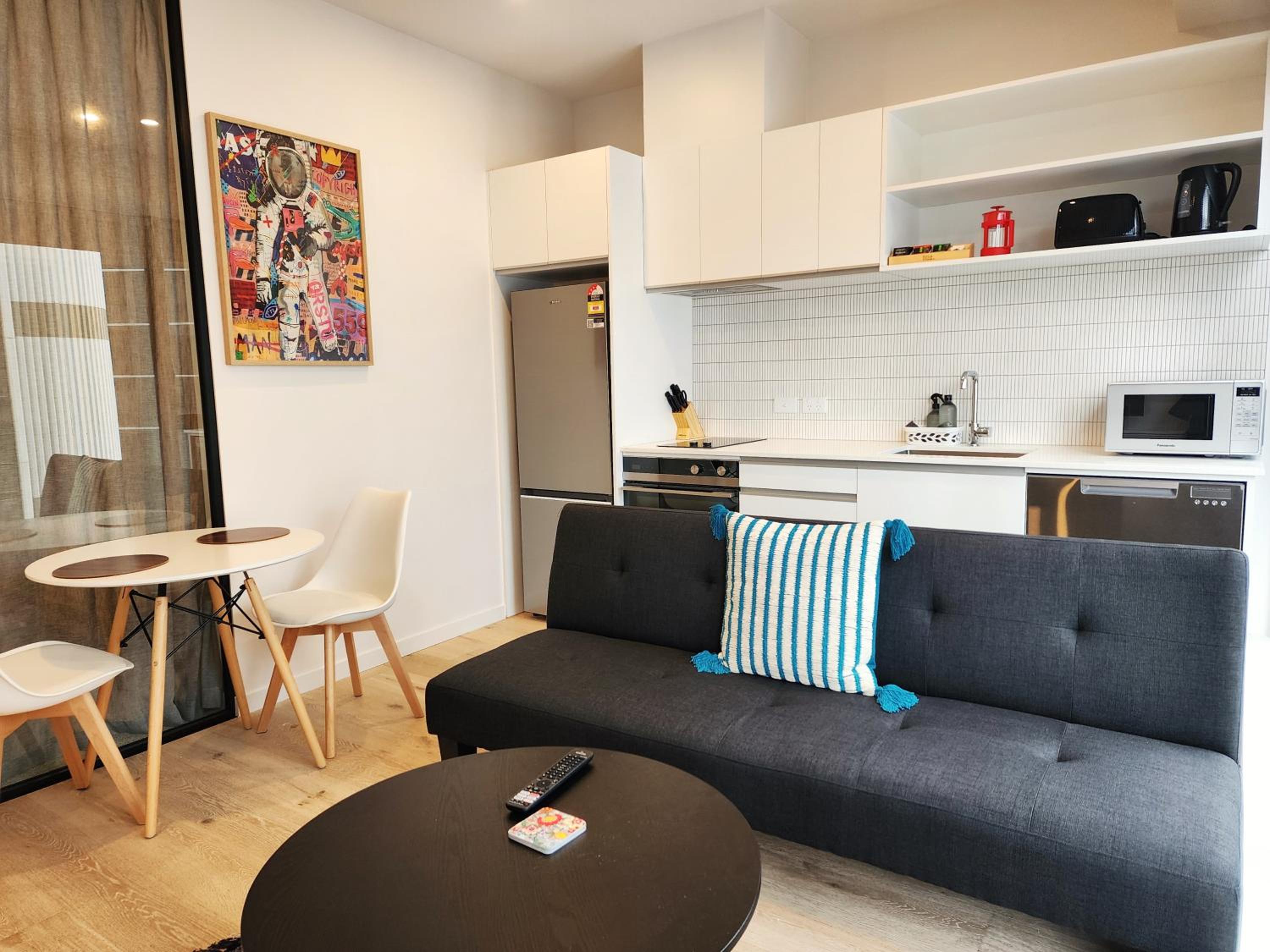 One-Bedroom Apartment - Photo 1
