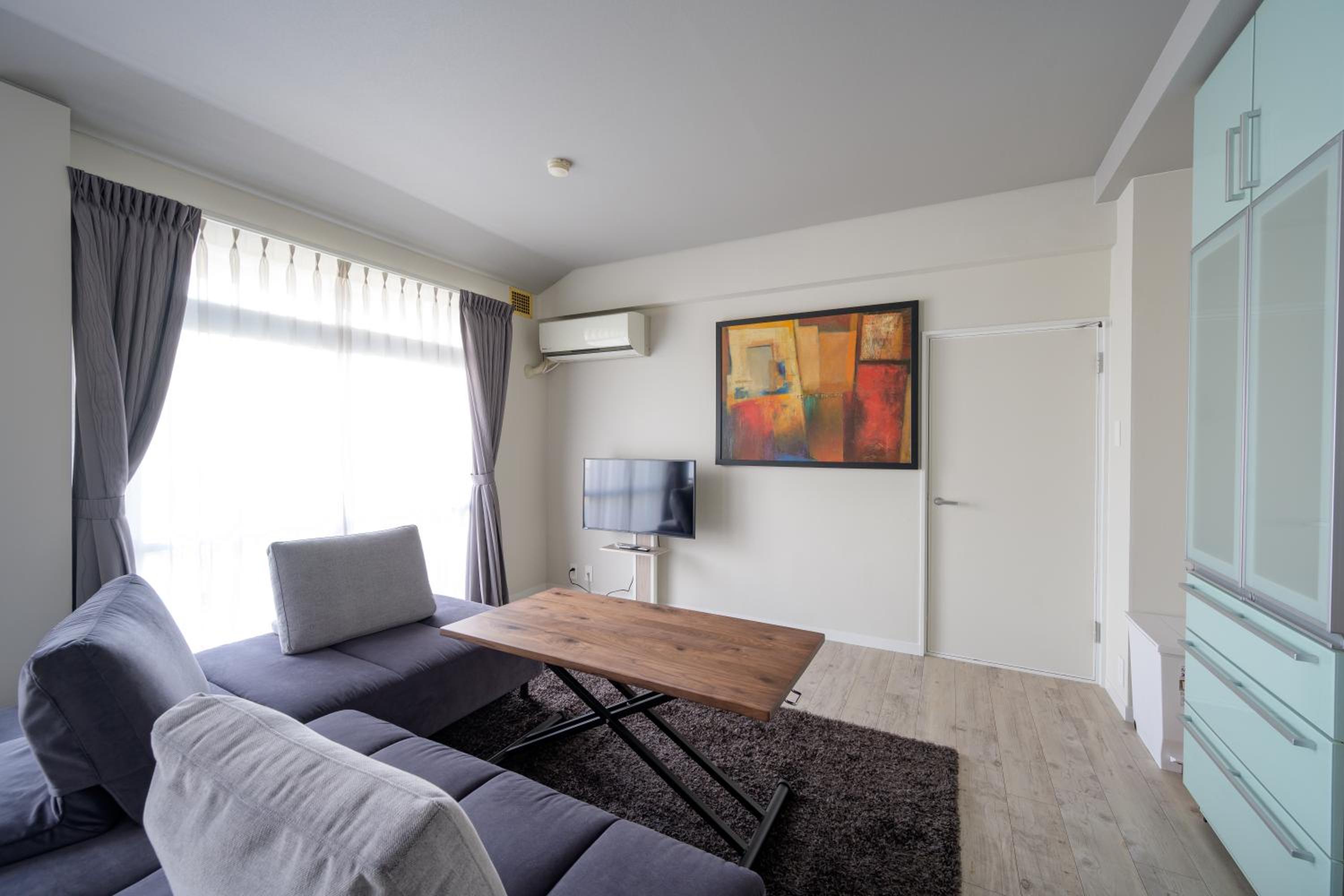 Apartment photo 1
