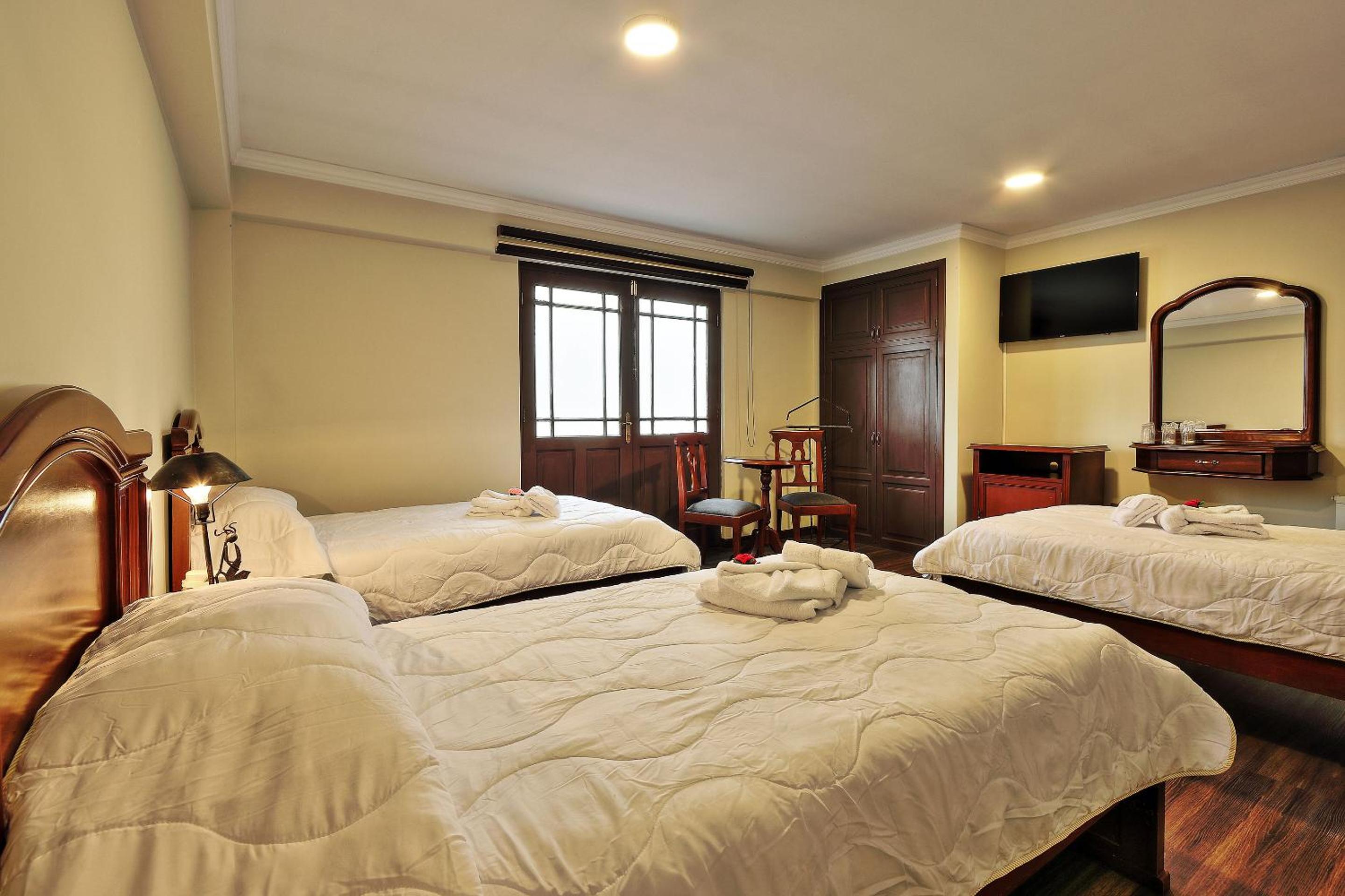 Triple Room with Private Bathroom photo 1