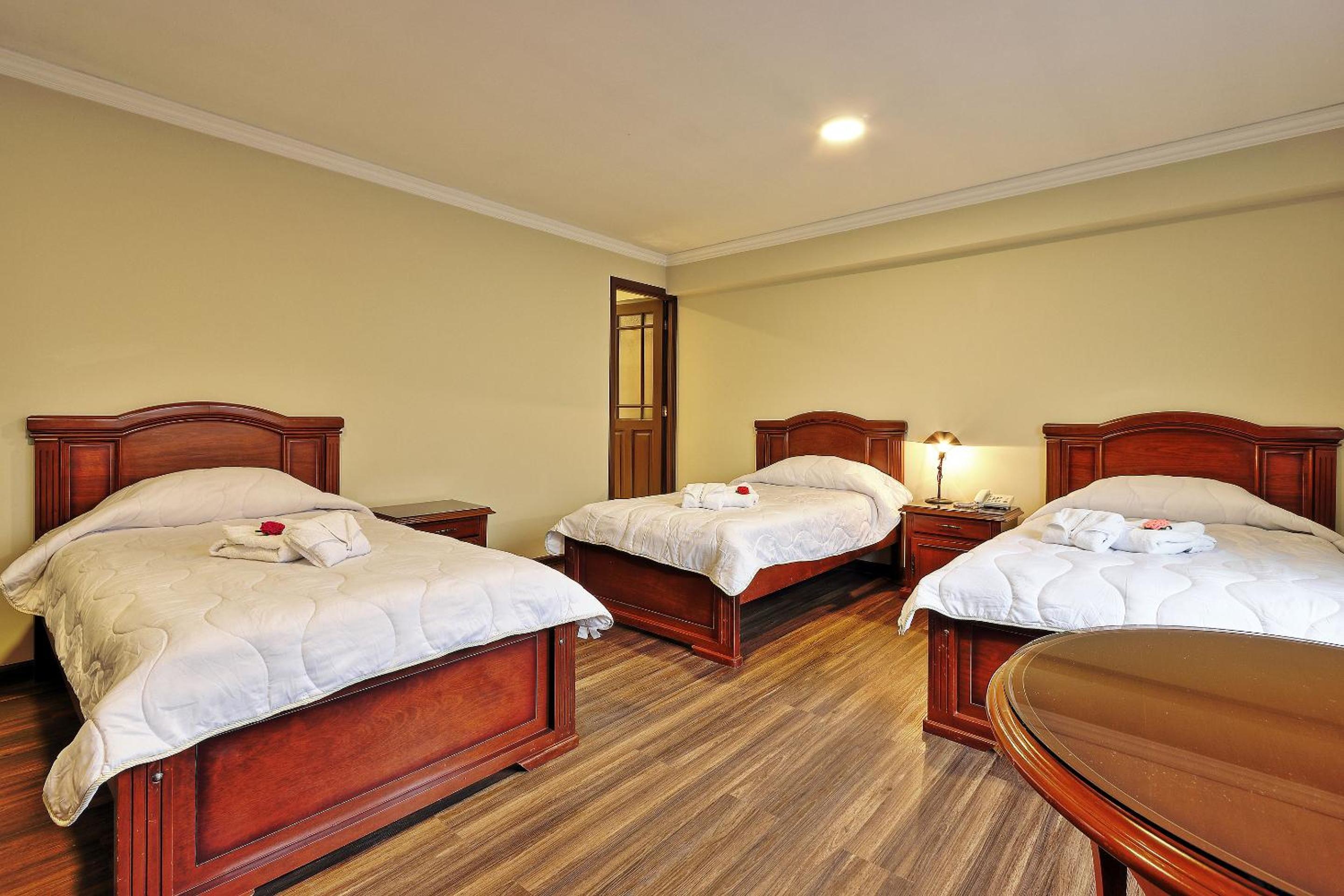 Classic Quadruple Room photo 3