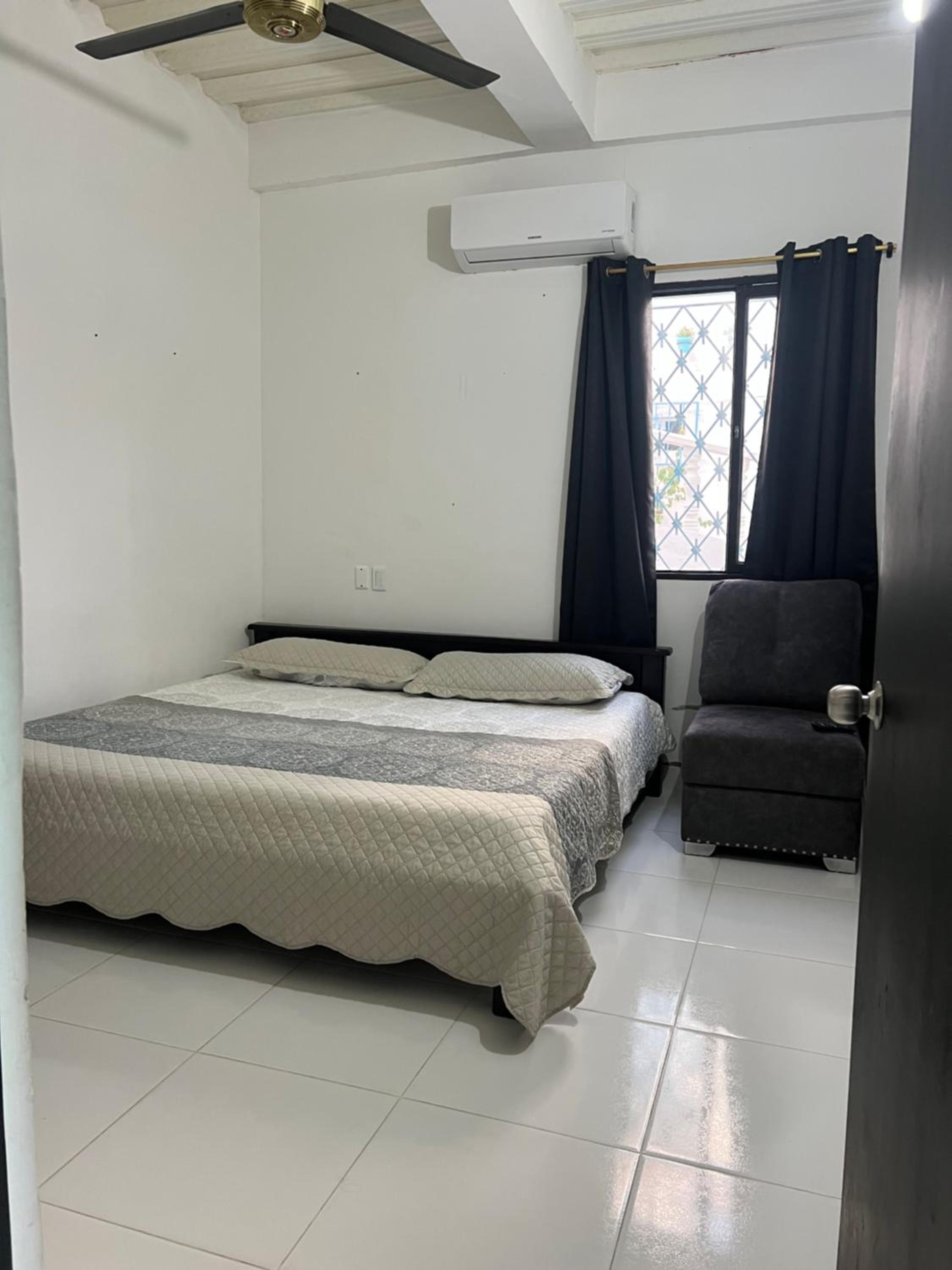 Three-Bedroom Apartment photo 1
