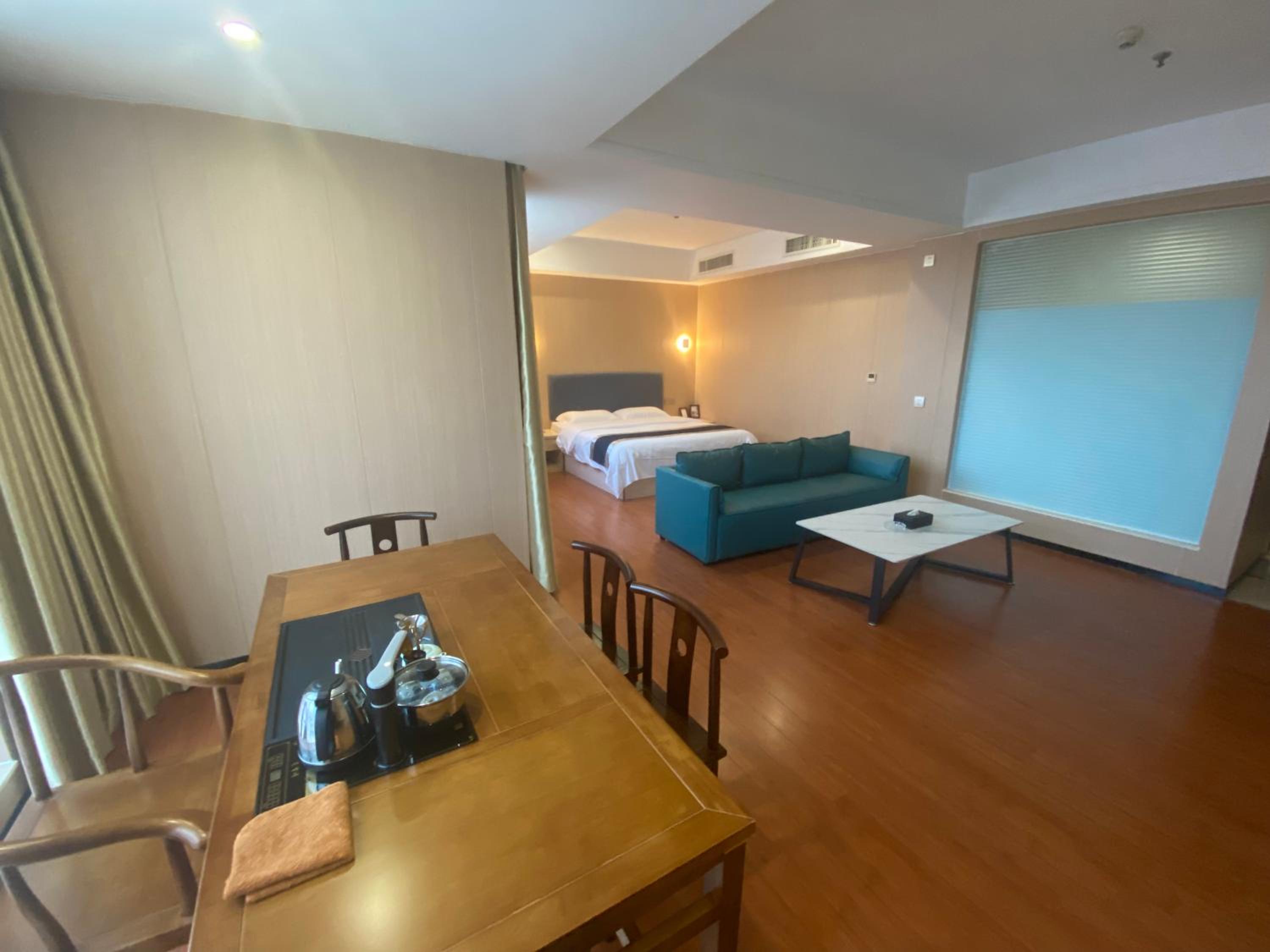 Executive Queen Room photo 2