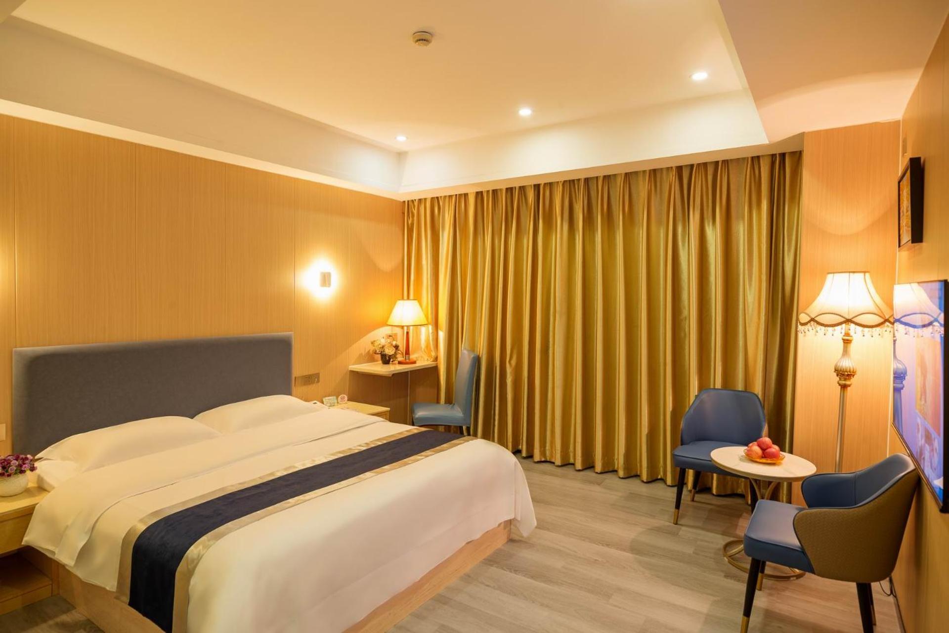Premium Queen Room photo 1