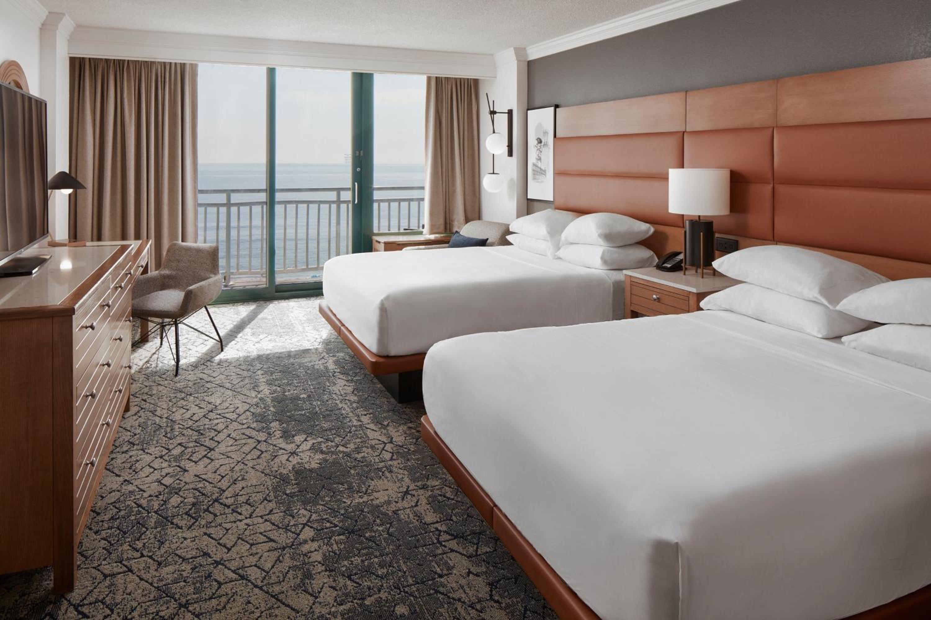 Guest room, 2 Queen, Ocean facing view, Balcony - Photo 6