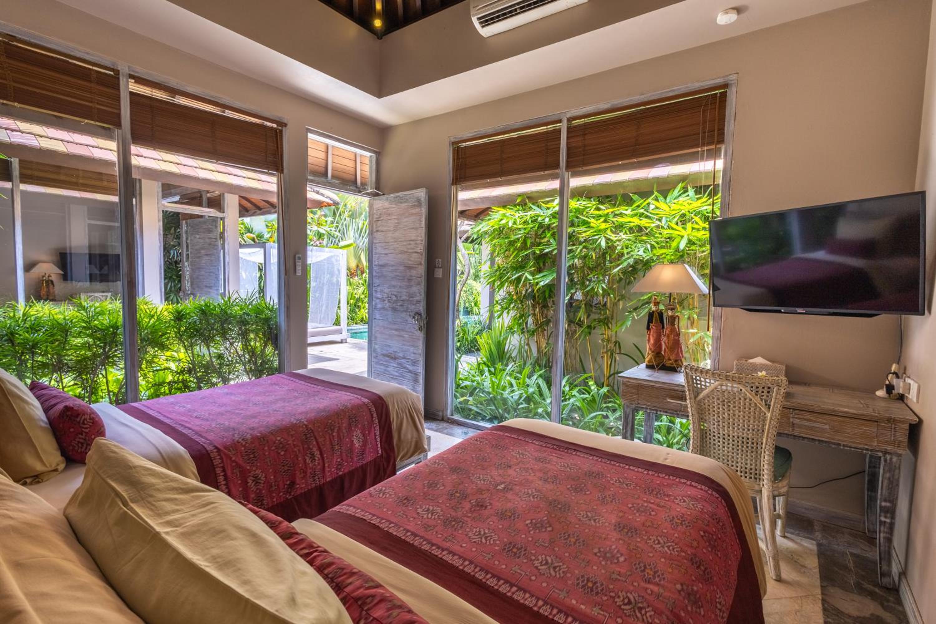 Two-Bedroom Pool Villa with Free Benefit - Melati photo 2