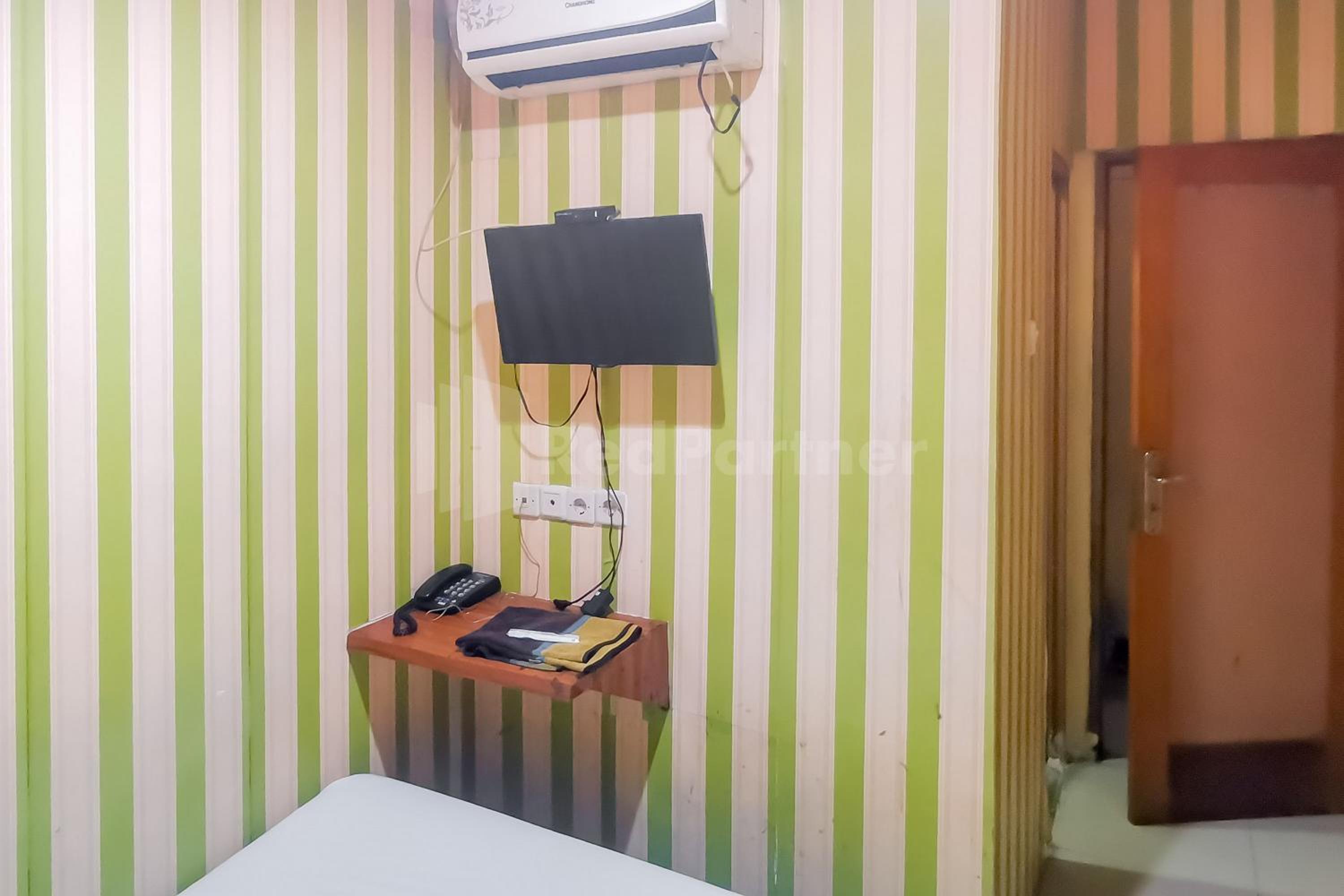 Standard Double Room - Photo 6