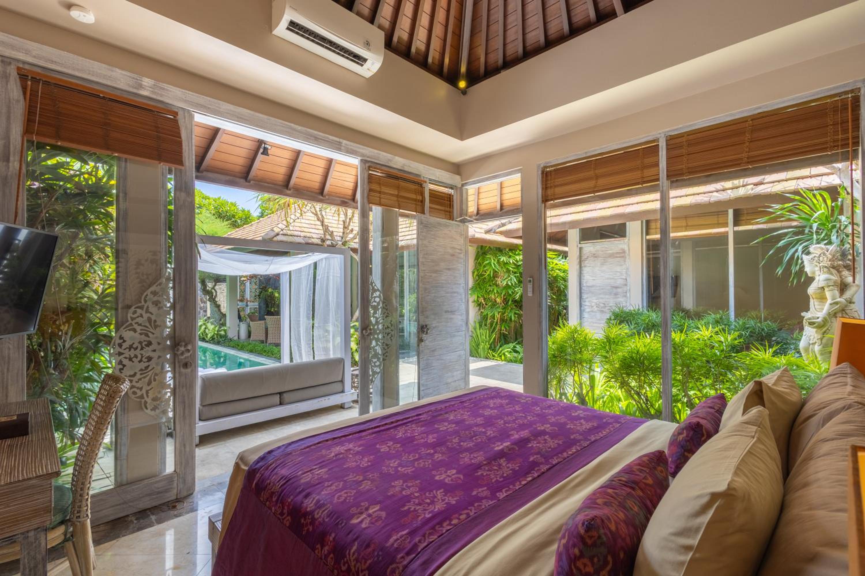 Two-Bedroom Pool Villa with Free Benefit - Melati photo 3