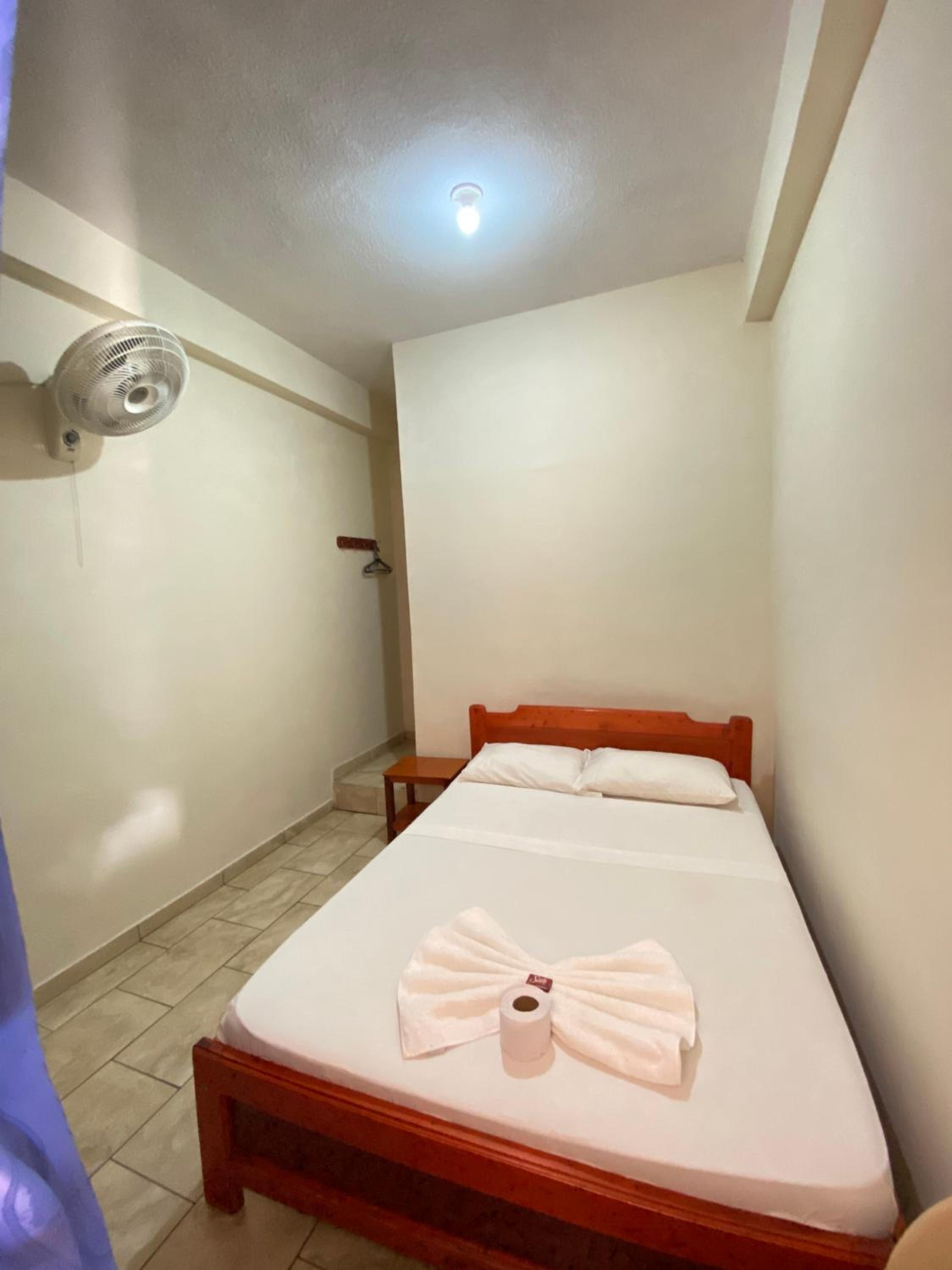 Double Room With Private Bathroom photo 3