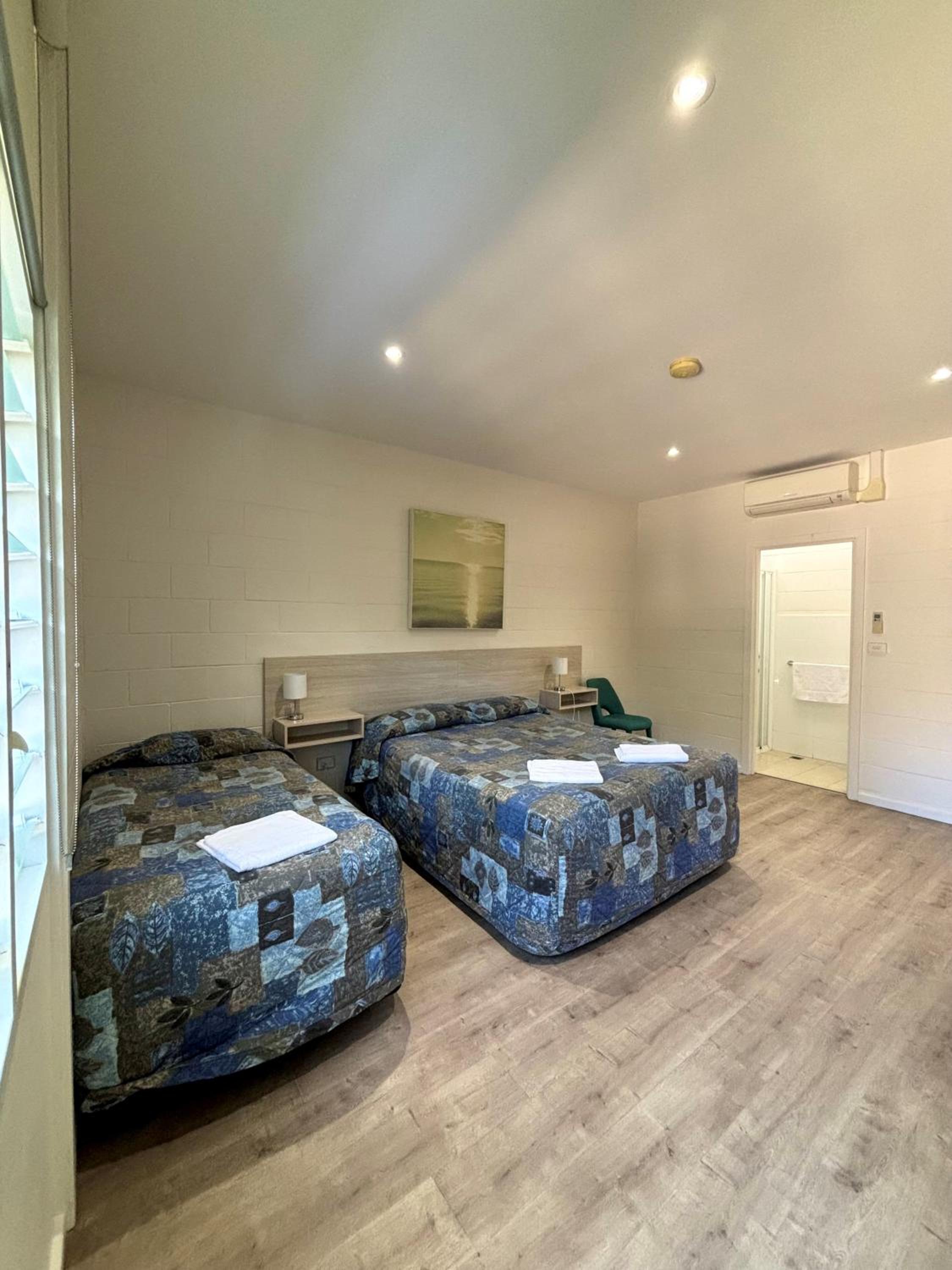 Deluxe Double Room - Photo 7