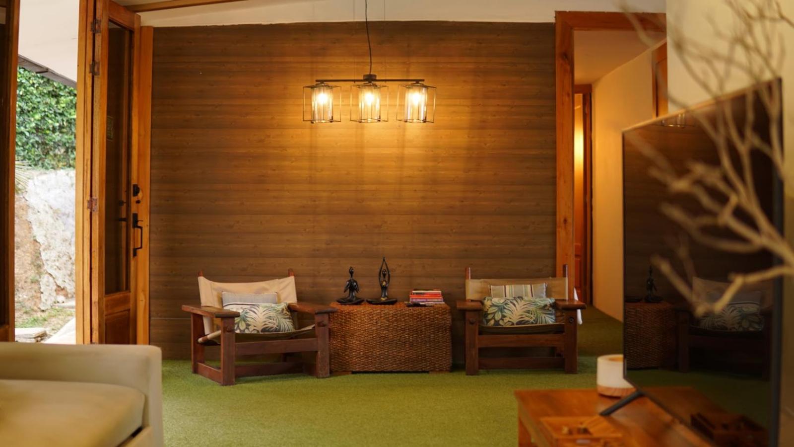 Three-Bedroom House photo 1