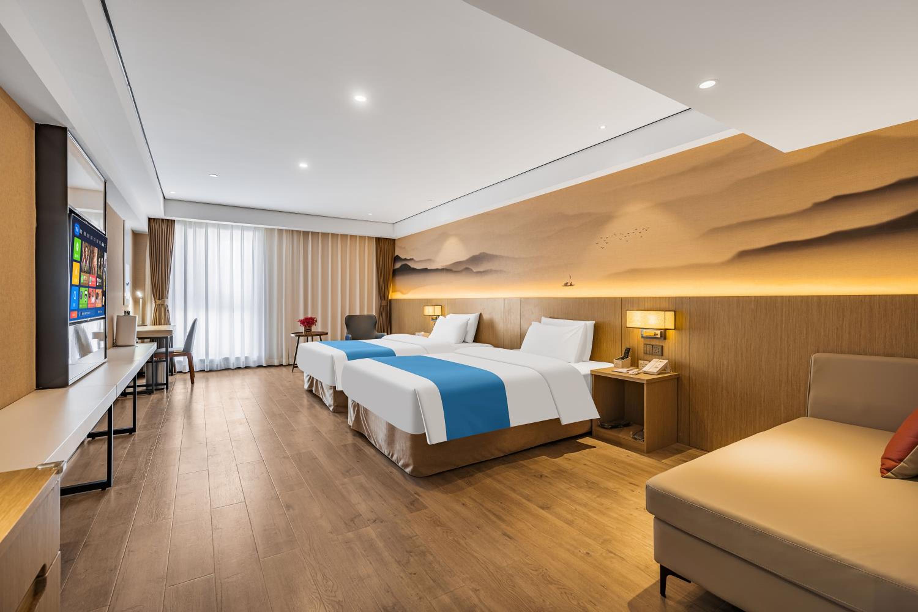 Deluxe Double Room with Two Double Beds - Non-Smoking photo 1