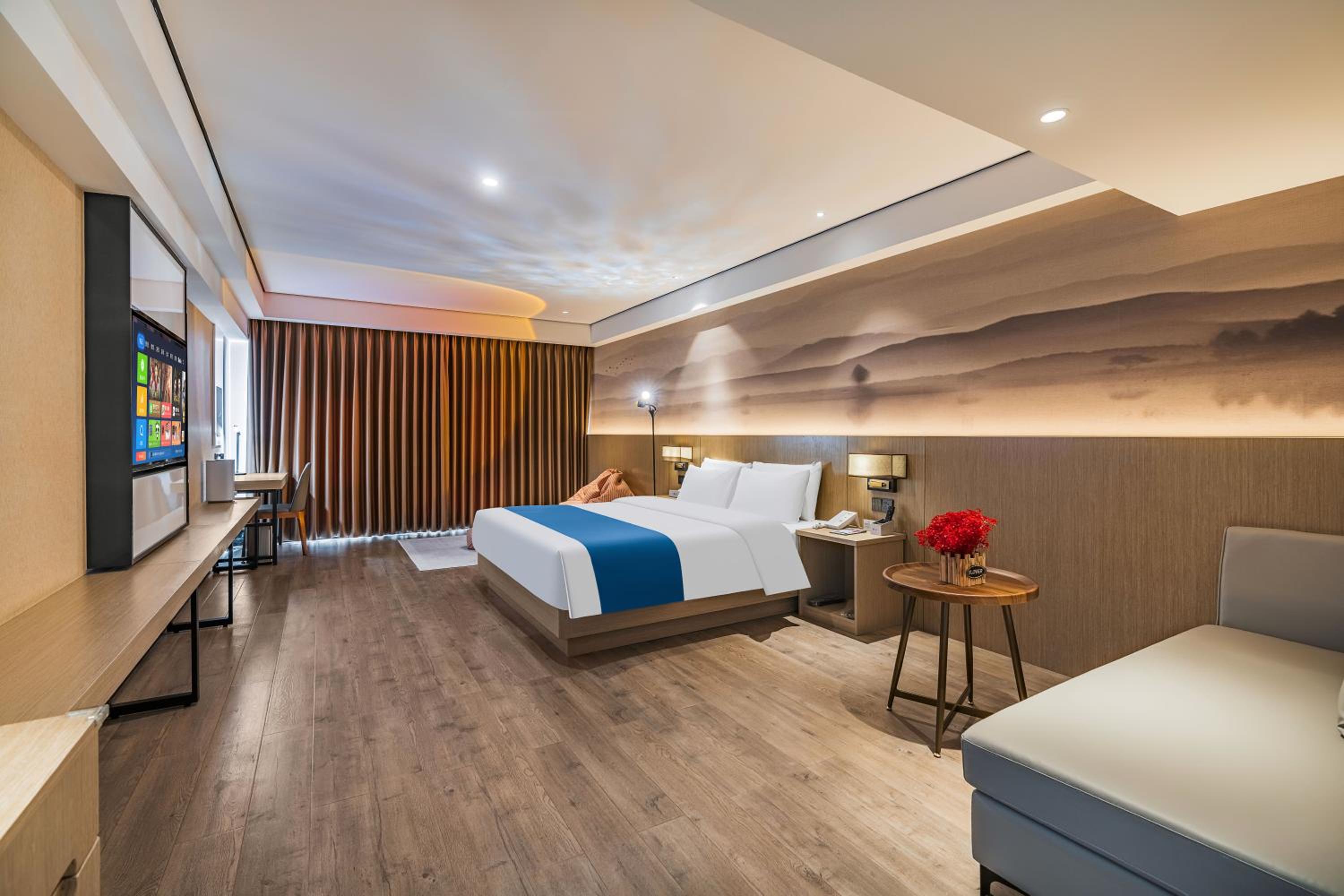 Deluxe King Room - Non-Smoking