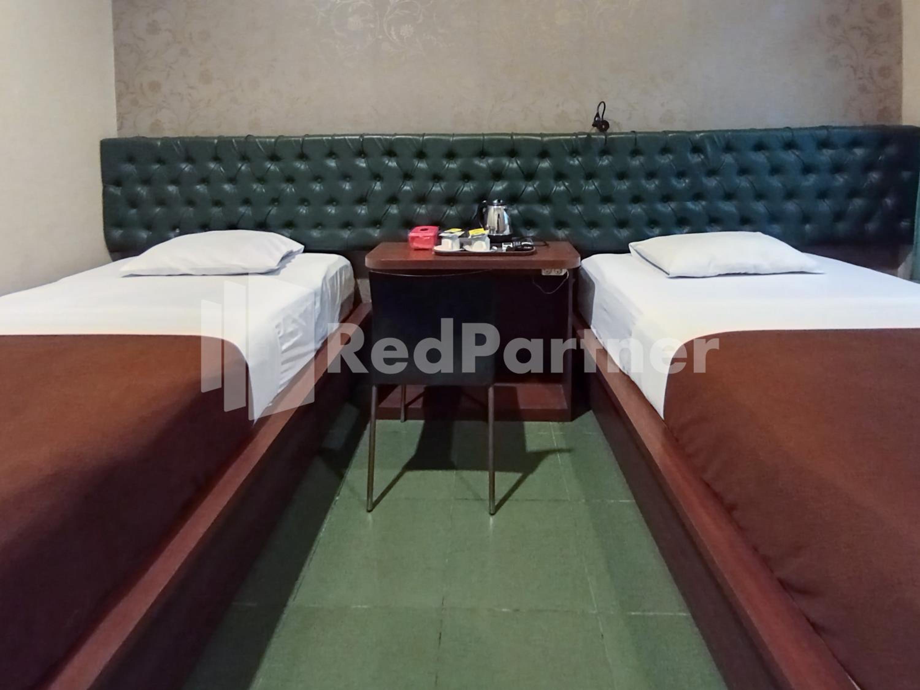 Deluxe Twin Room - Photo 3