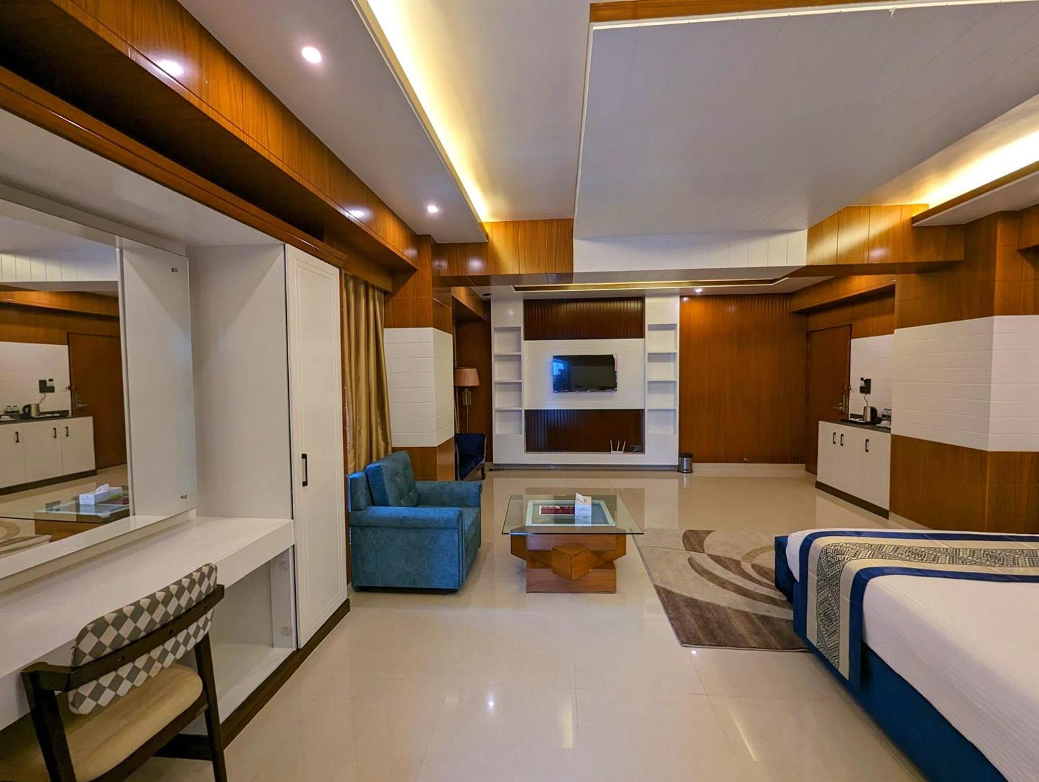 Superior King Room photo 3