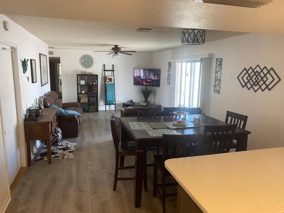Three-Bedroom House photo 1
