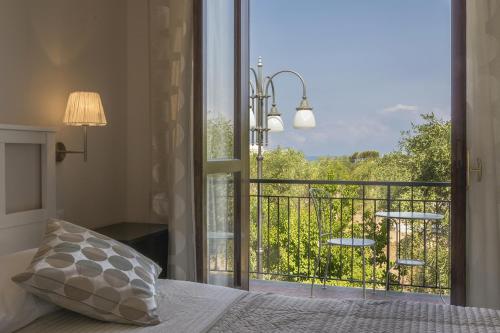 Superior Triple Room with Sea View