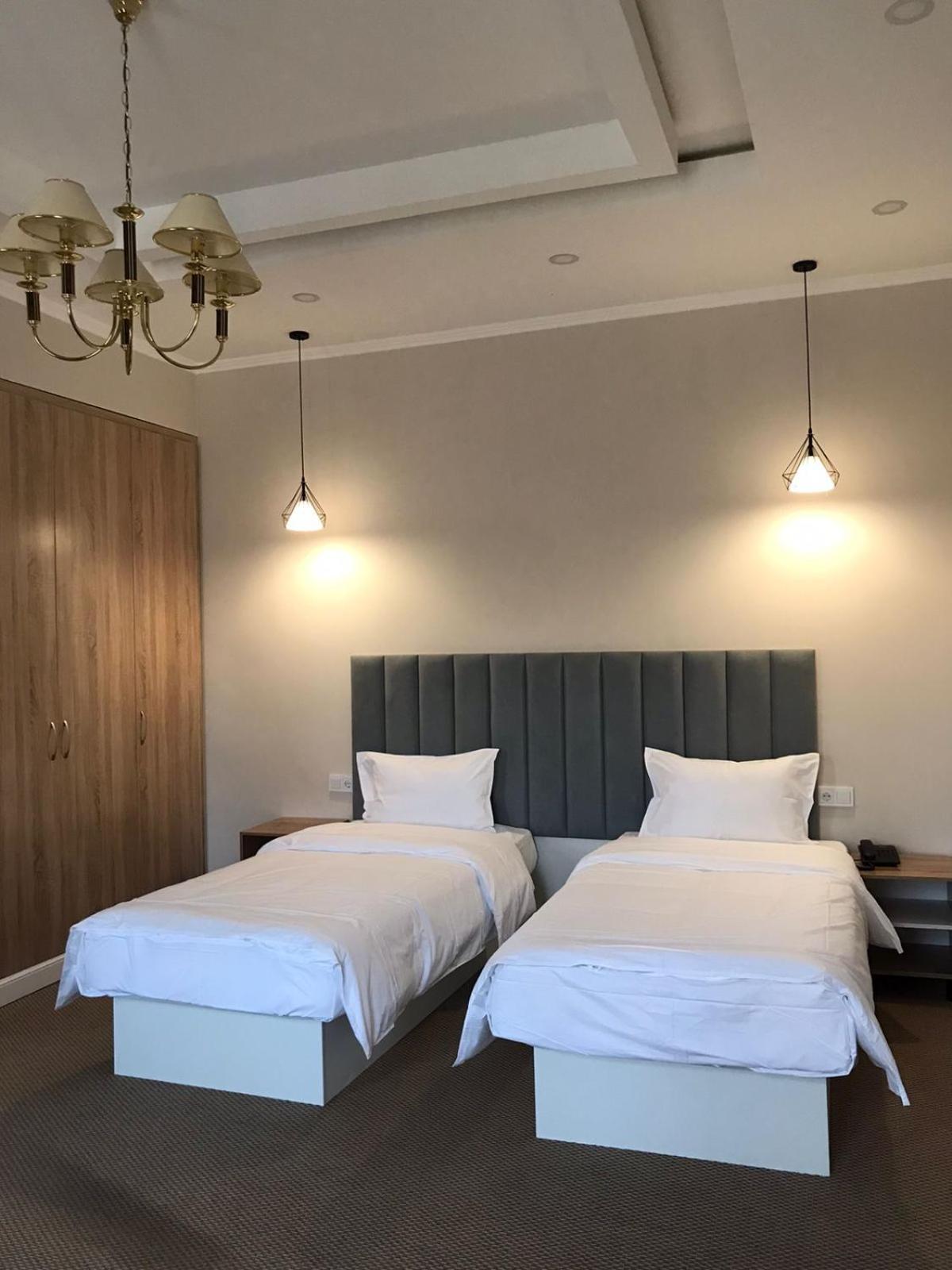 Standard Twin Room - Photo 1