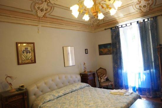 Double Room with Balcony photo 2