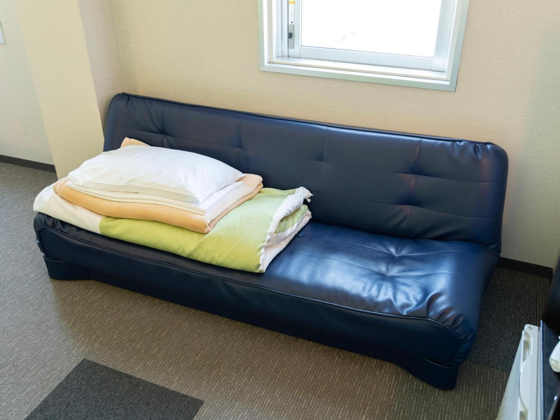 Quadruple Room - Non-Smoking - Photo 14
