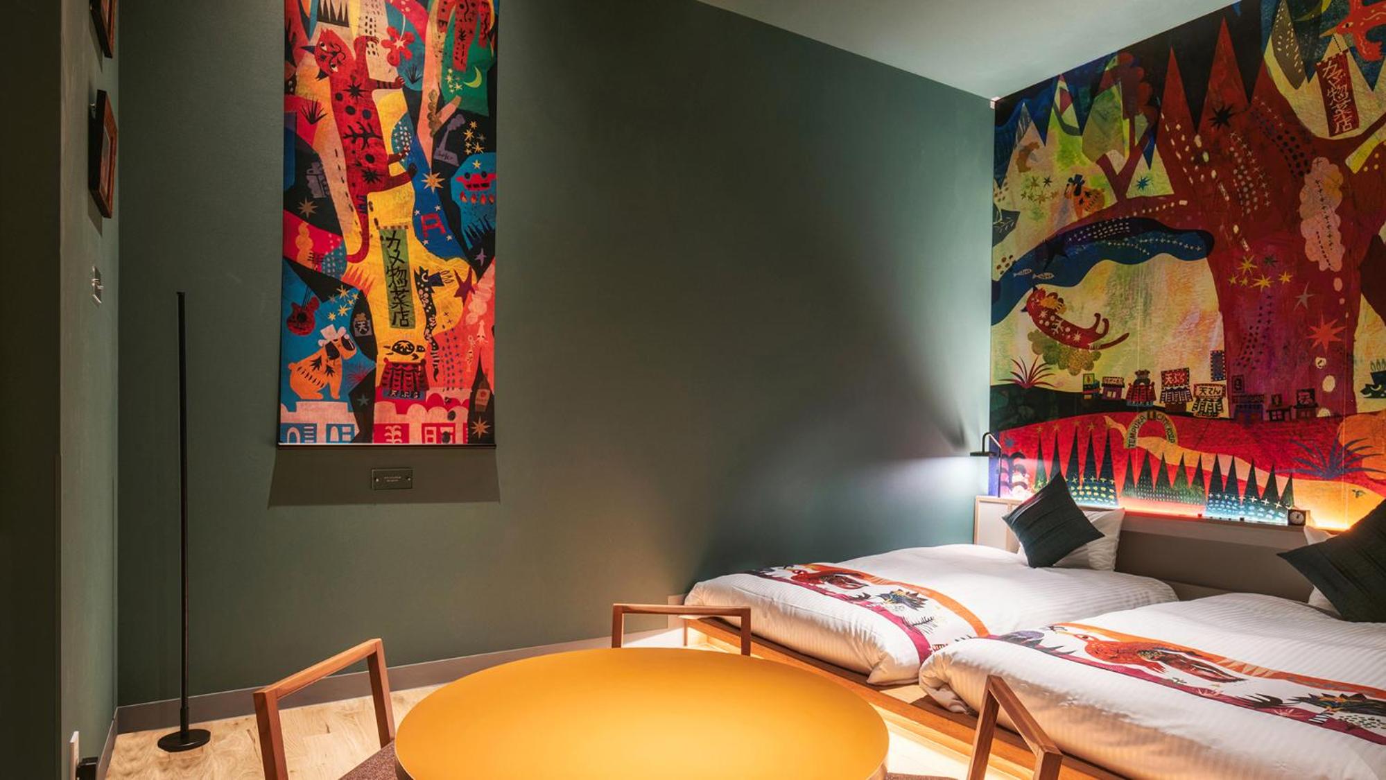 Artist Twin Room with two Extra beds - Photo 7