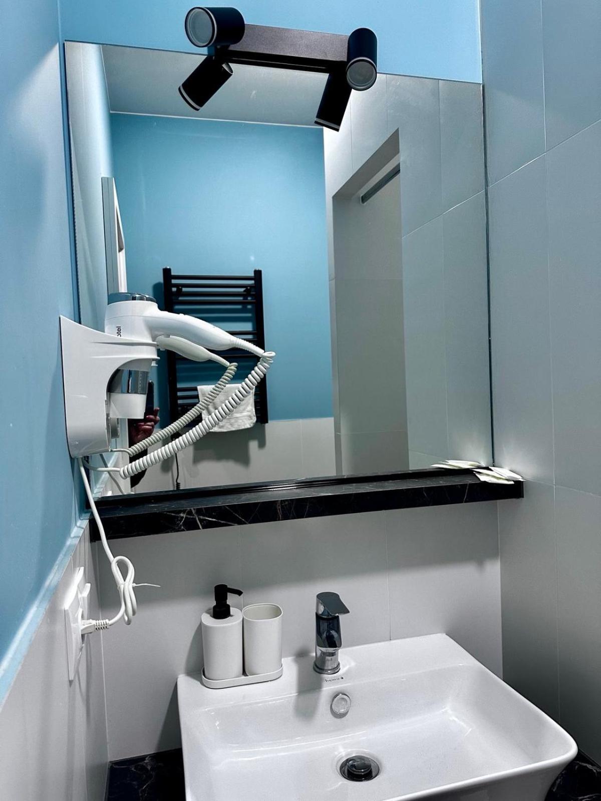 Deluxe Double or Twin Room with City View