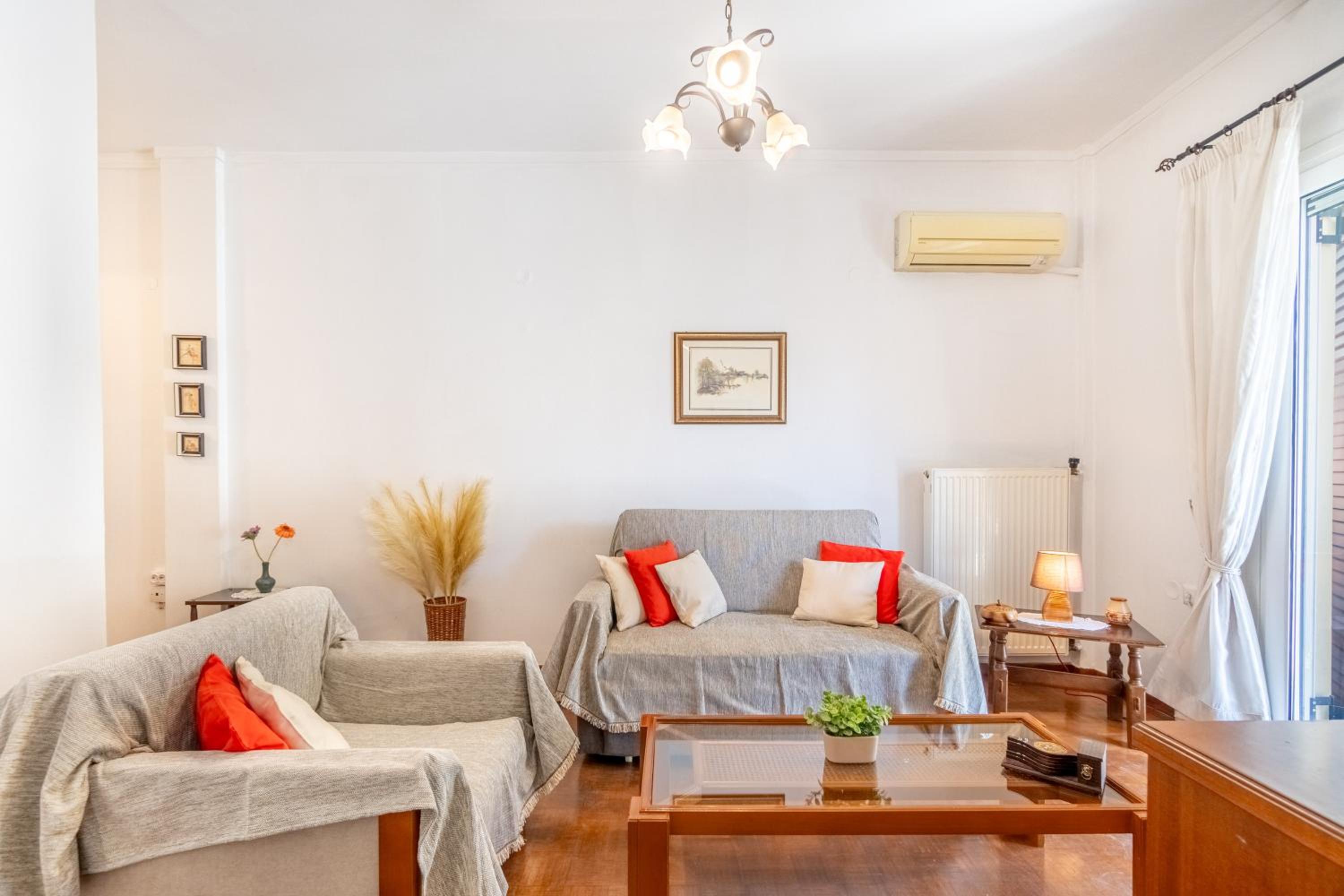 Superior One-Bedroom Apartment with Balcony