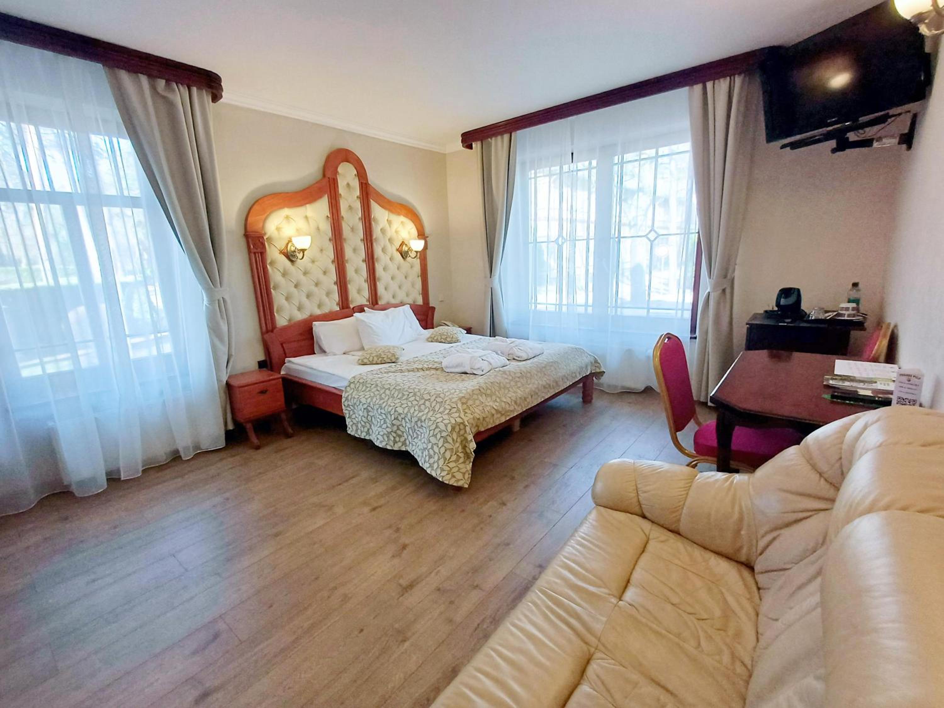 Junior Suite - Photo 6