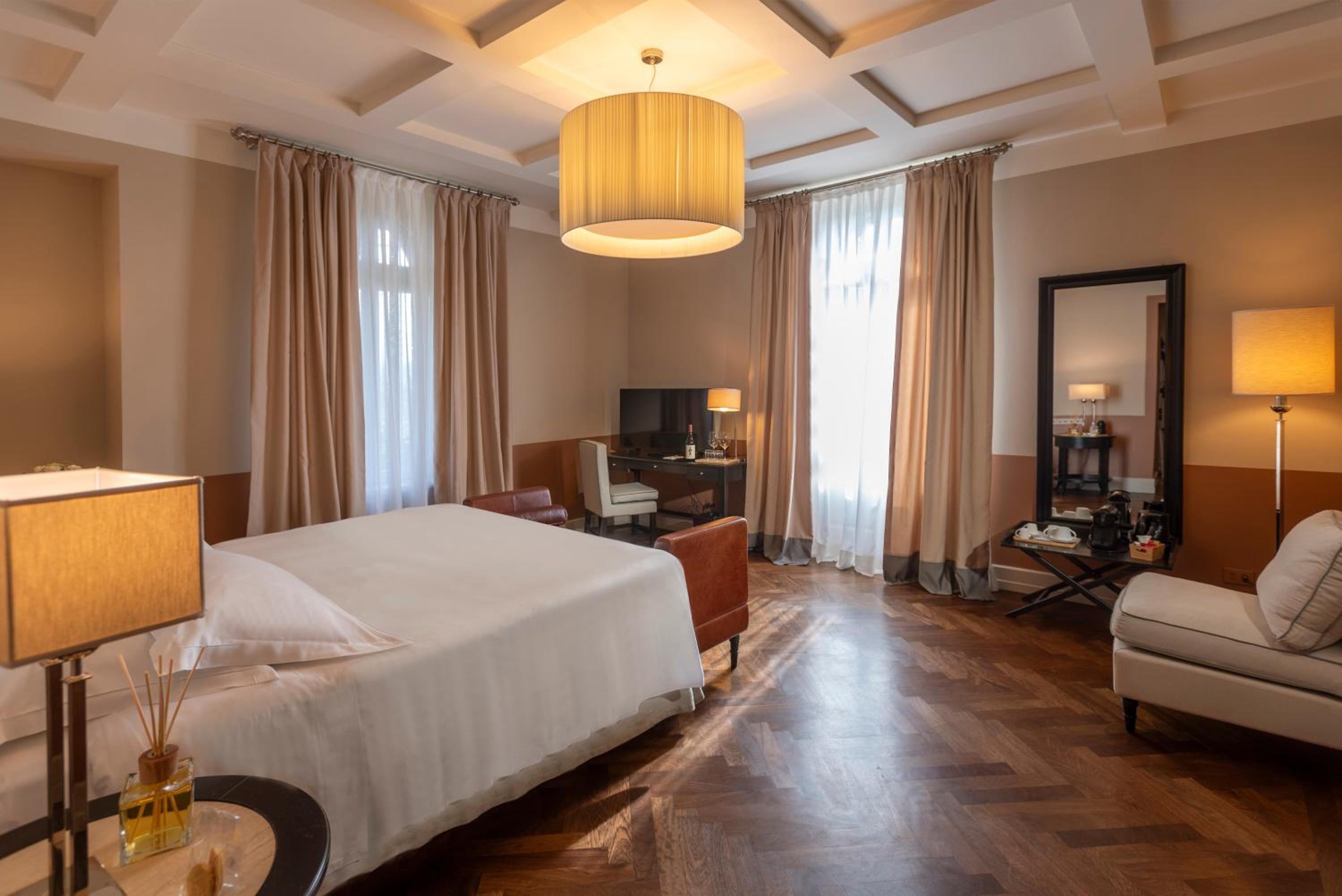 Deluxe Room with Spa Access photo 2