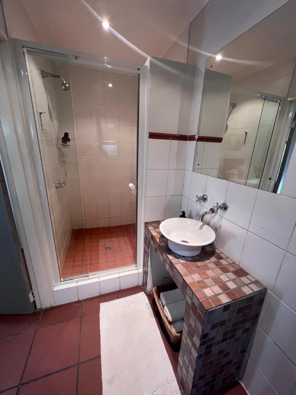 Standard Twin Room with Garden View photo 3