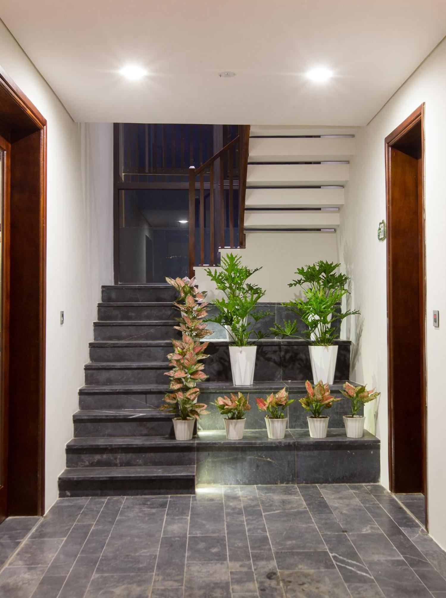 Four-Bedroom Villa with Private Pool - Photo 30